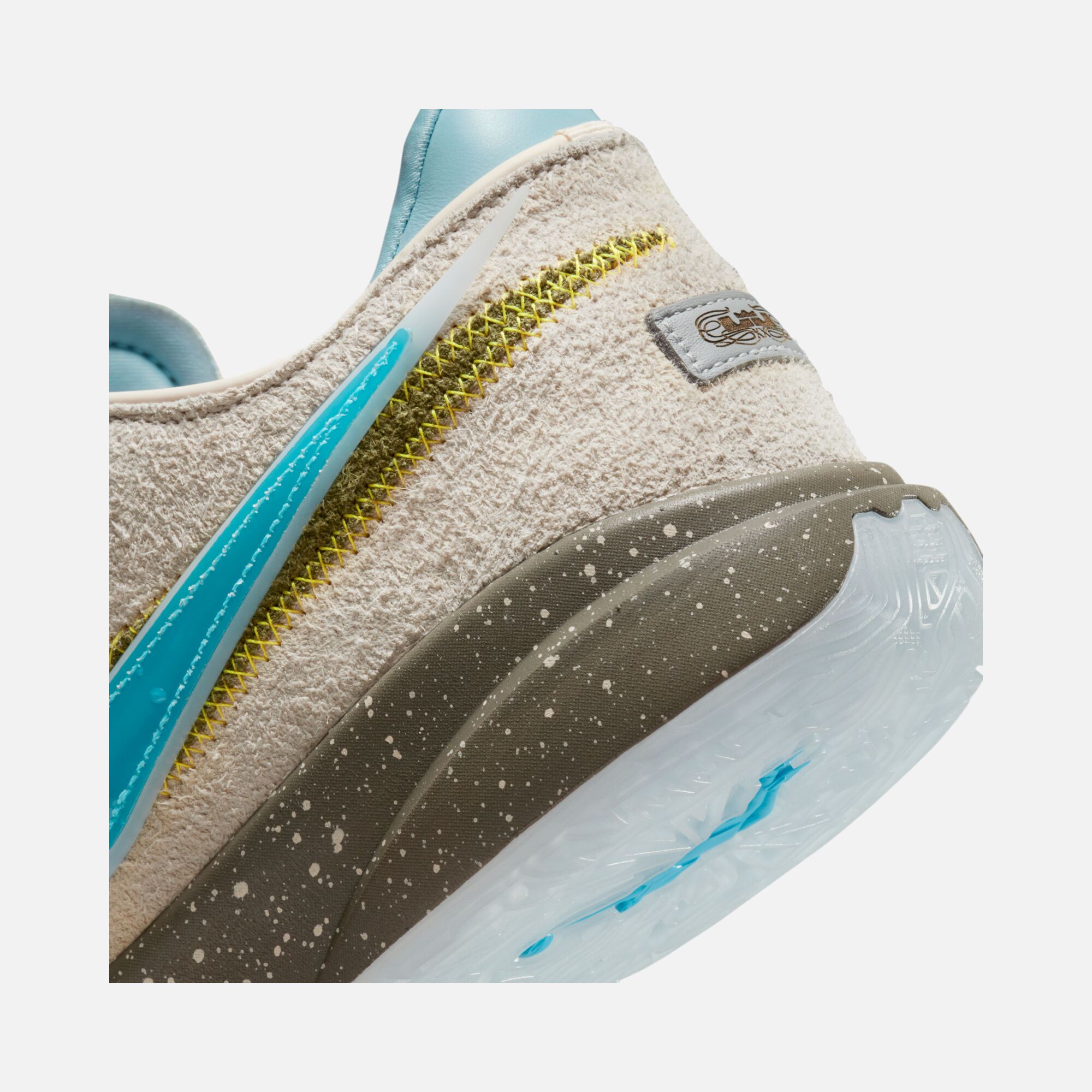 Nike LeBron XX Suede Erkek Basketbol Ayakkabısı