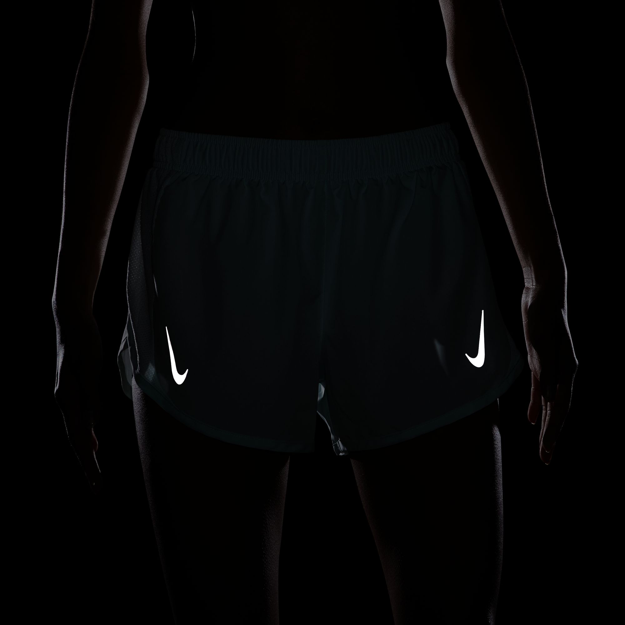 Nike Dri-Fit Tempo Race Running Kadın Şort