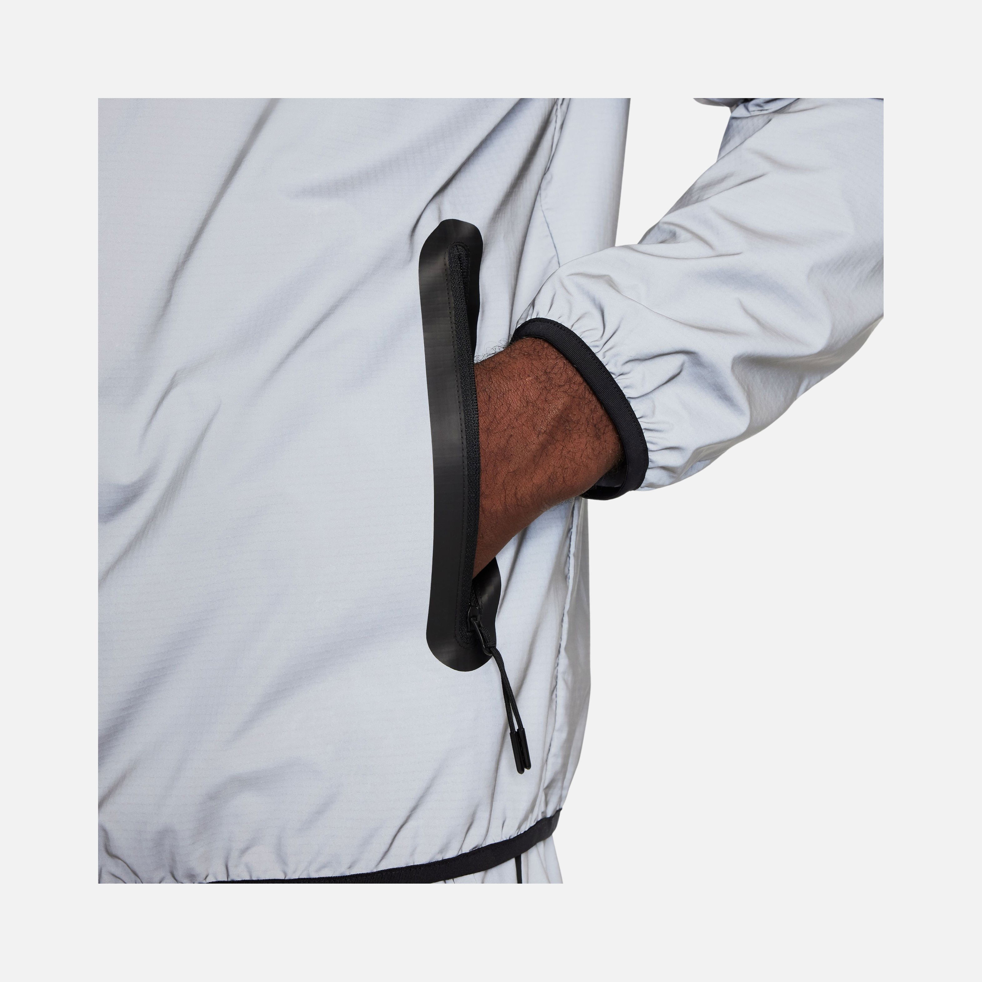 Nike Sportswear Tech Seasonal Woven Windrunner Full-Zip Hoodie Erkek Ceket