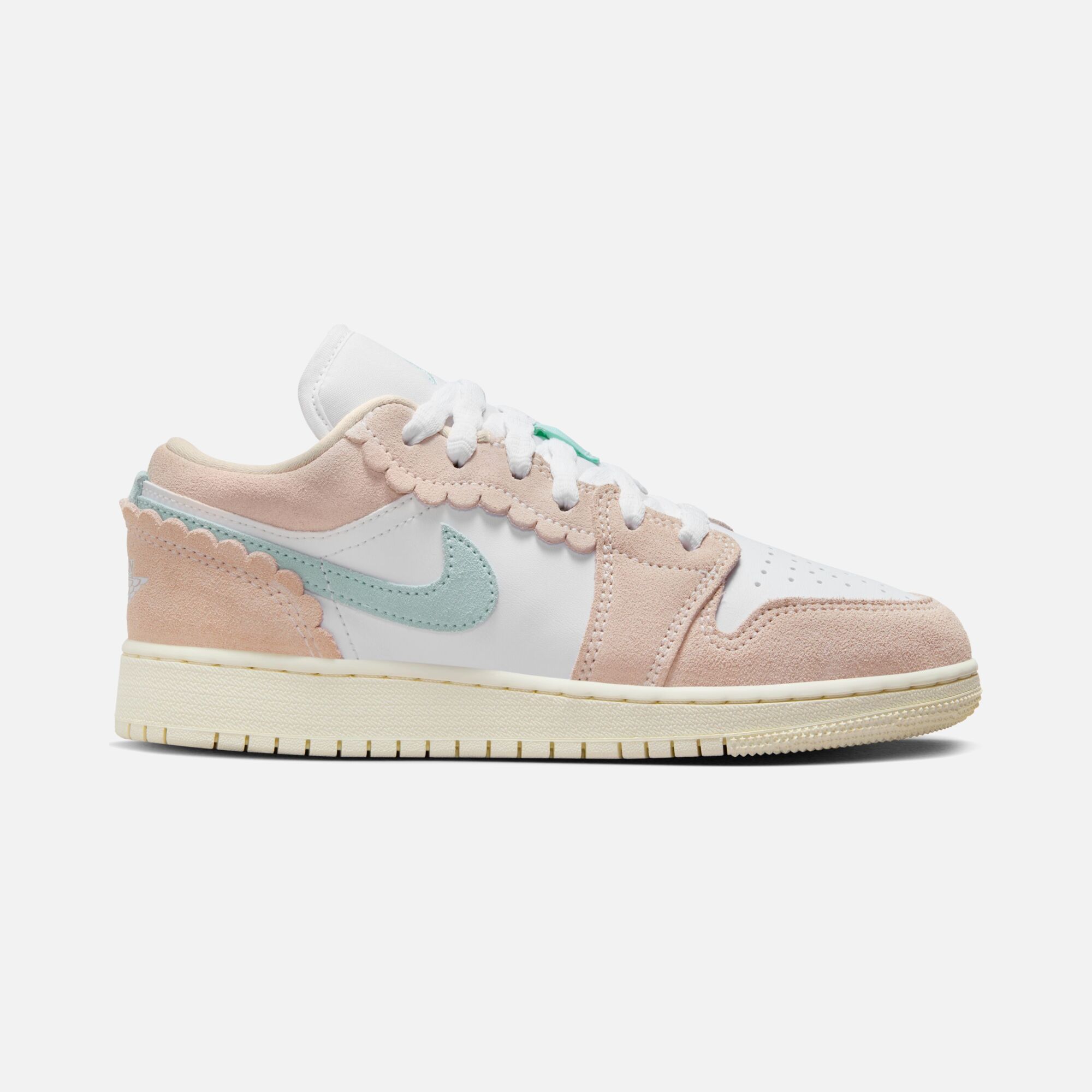 Nike Air Jordan 1 Low SE ''Scalloped Edge Suede Details'' (GS) Spor Ayakkabı