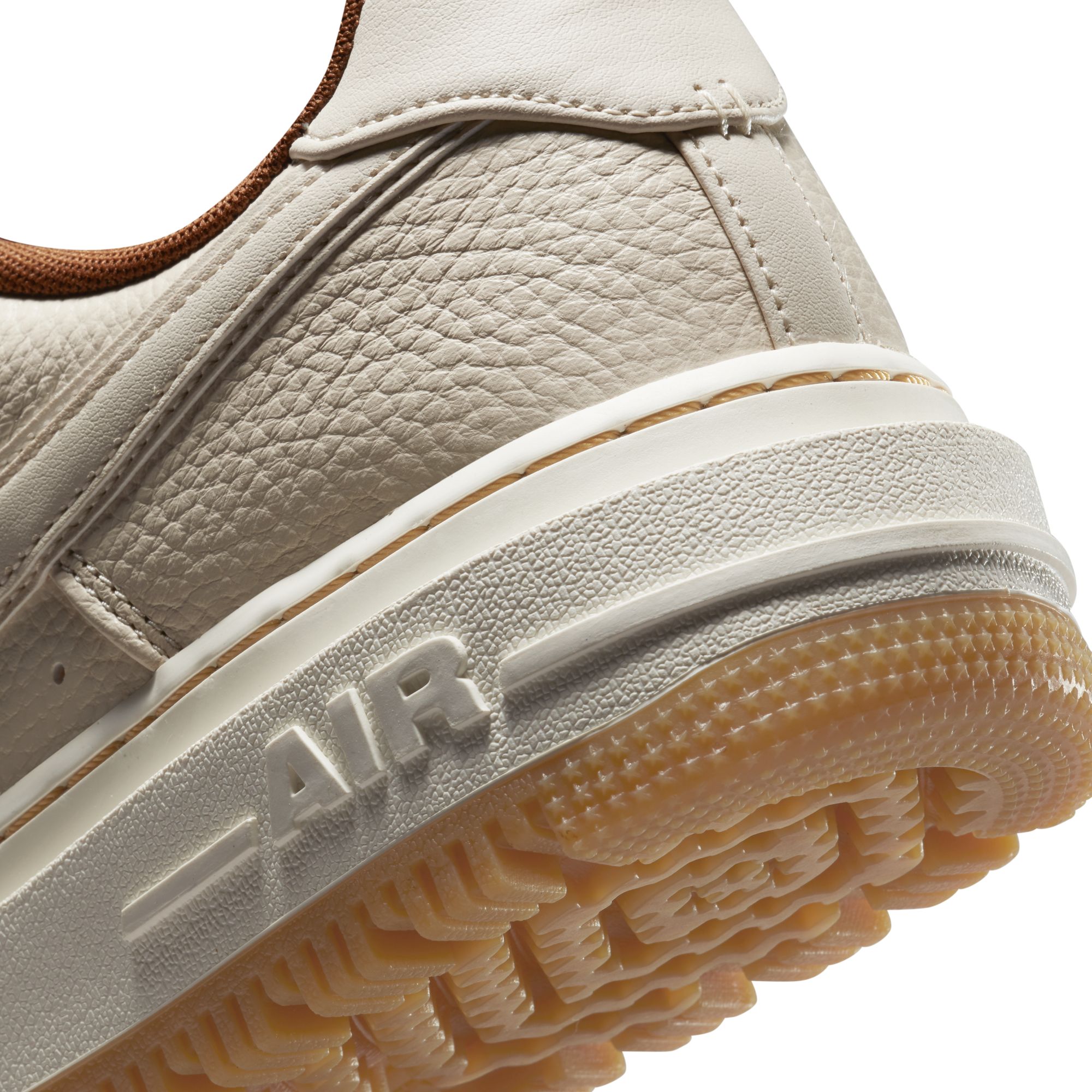 Nike Air Force 1 LUXE Erkek Spor Ayakkabı