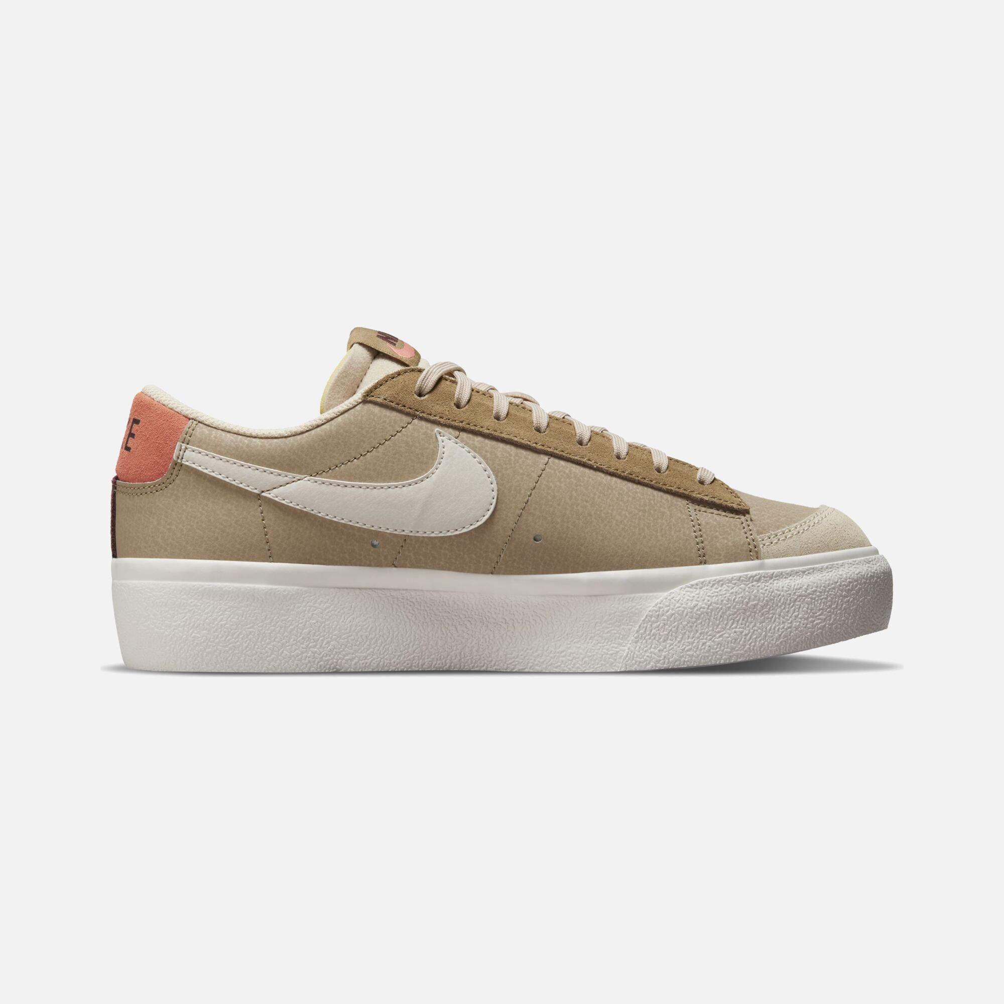 Nike Blazer Low Platform SP Kadın Spor Ayakkabı