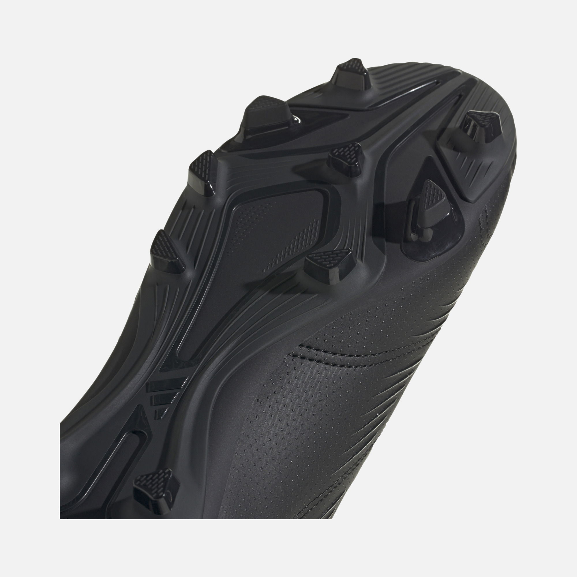 adidas Predator Club FG Erkek Krampon