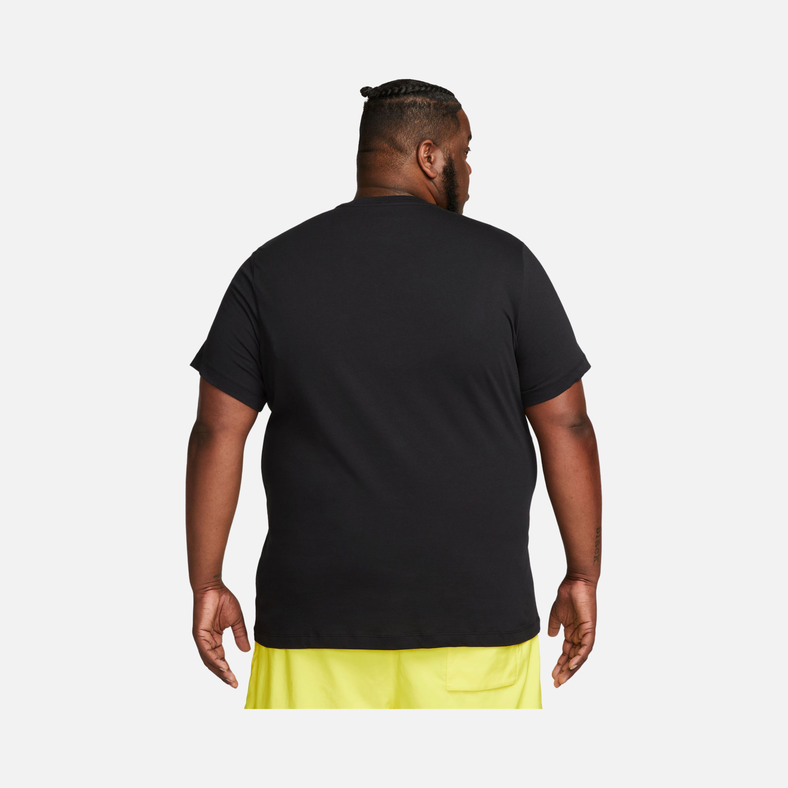 Nike Sportswear Athletic Arts Club Short-Sleeve Erkek Tişört