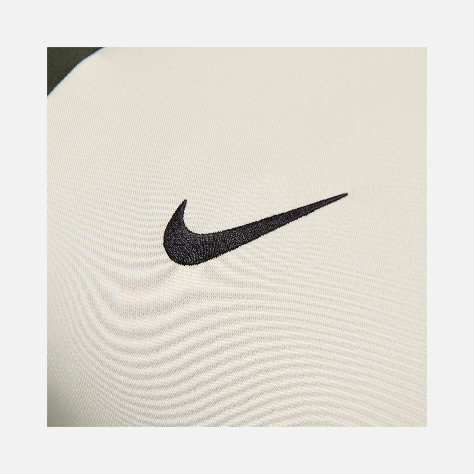 Nike Dri-Fit FC Barcelona Strike Soccer 1/4 Zip Long-Sleeve Erkek Tişört