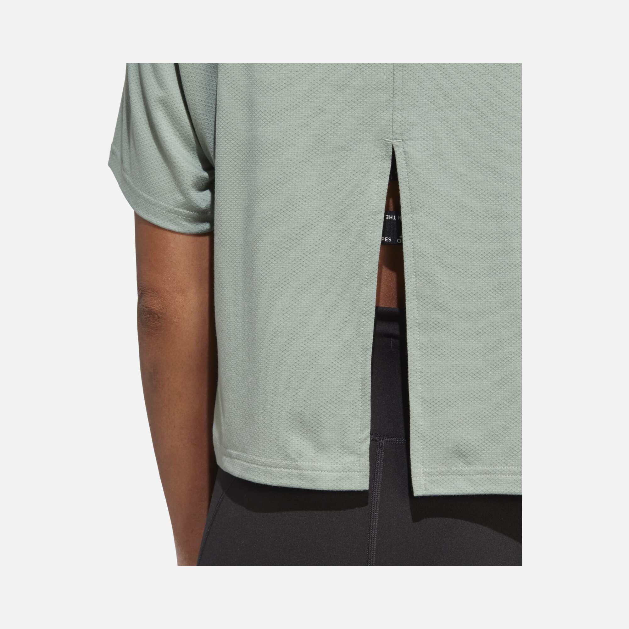 adidas Train Icons 3 Bar Logo Short-Sleeve Kadın Tişört