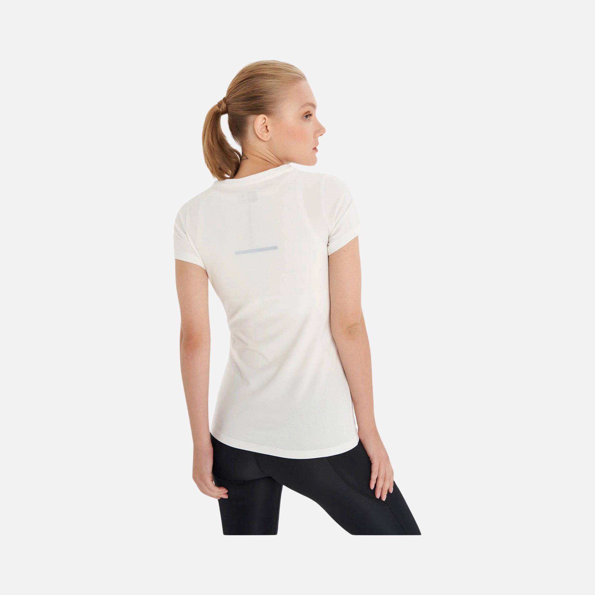 Hummel Sportswear Deni Short-Sleeve Kadın Tişört