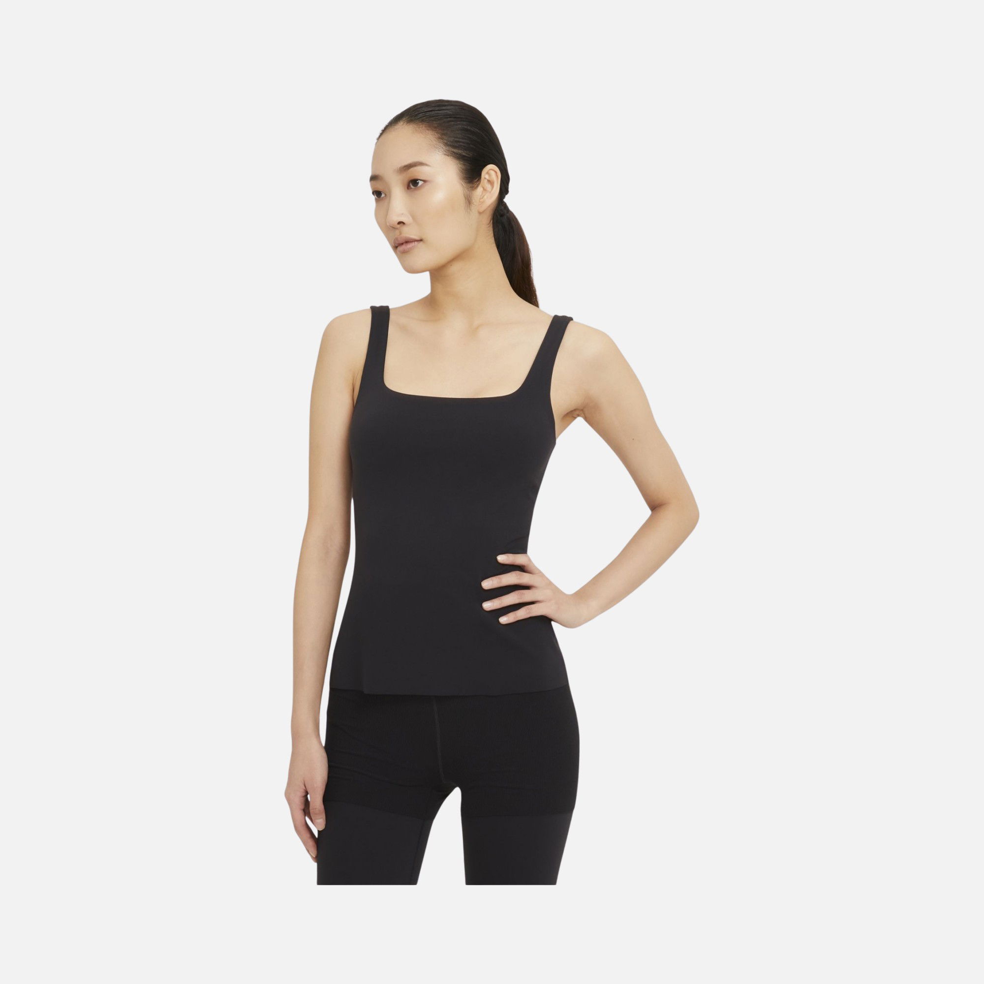 Nike Yoga Luxe Shelf-Bra Kadın Atlet