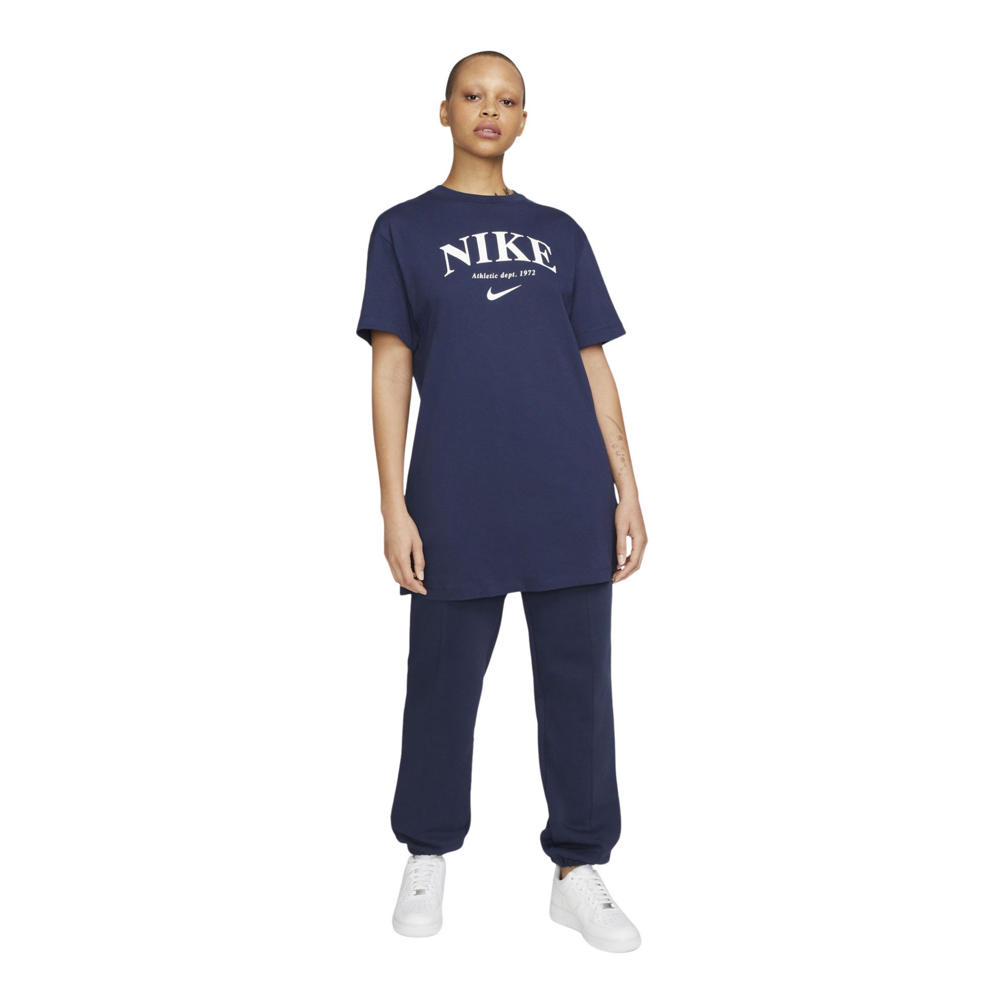 Nike Sportswear Essentials Graphic Short-Sleeve Kadın Elbise