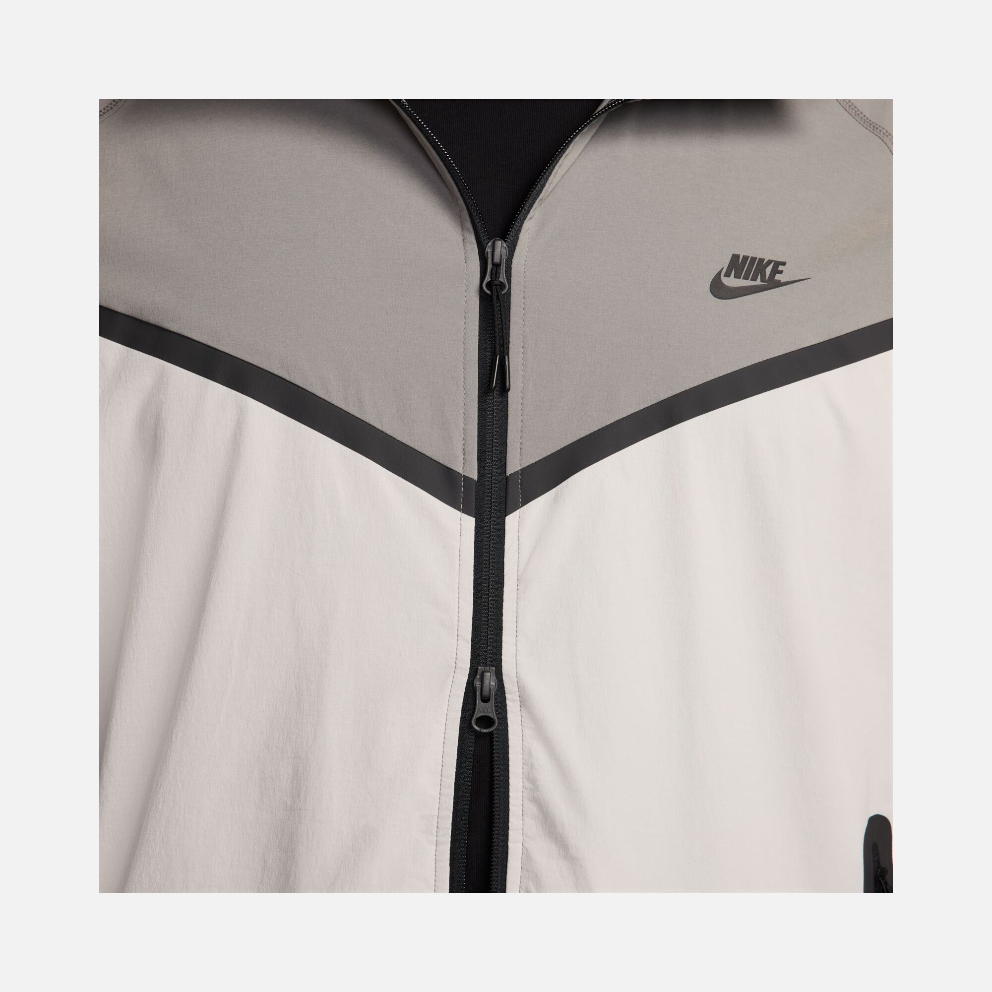 Nike Tech Woven Windrunner Full-Zip Hooded Erkek Ceket