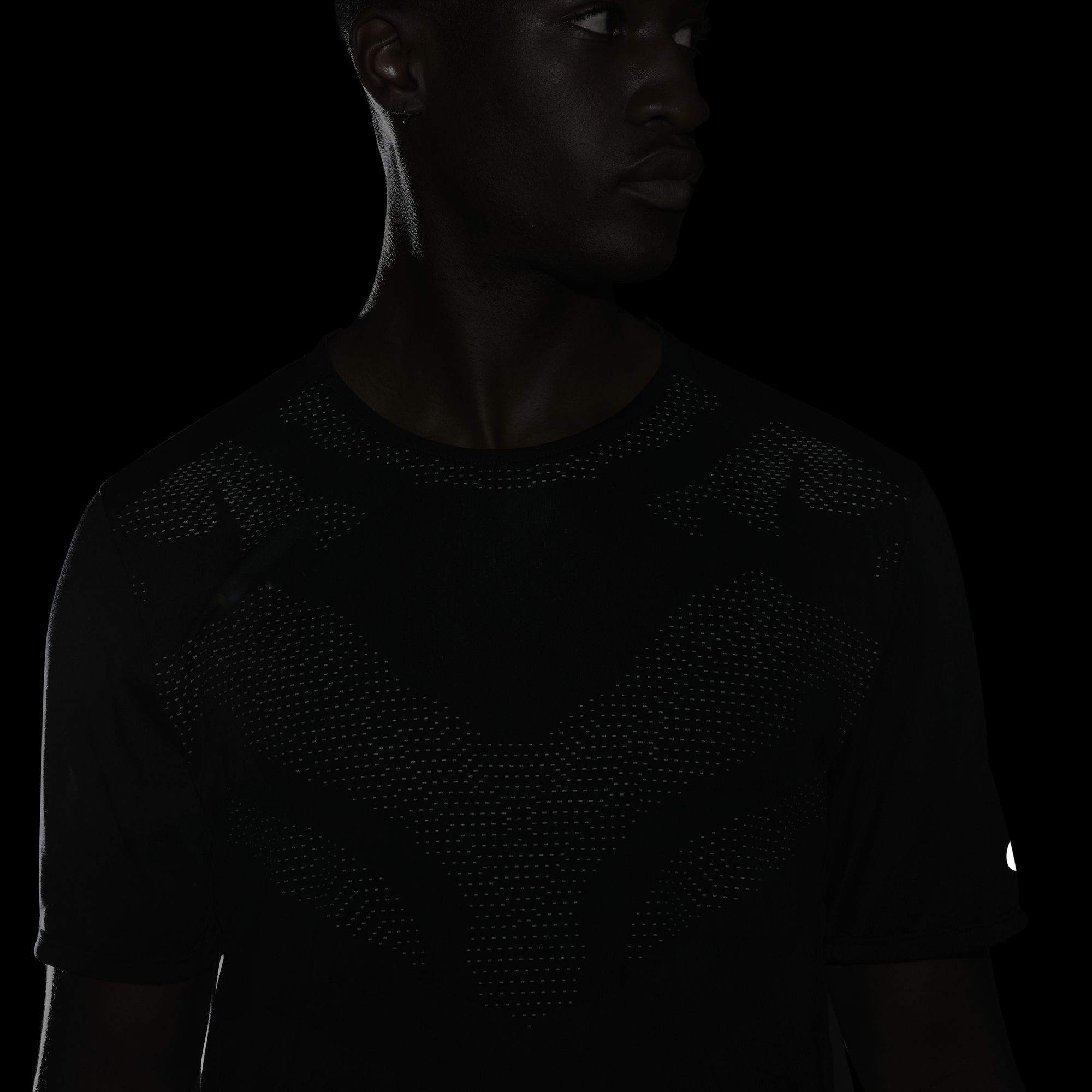 Nike Dri-Fit Run Division Rise 365 FW21 Short-Sleeve Erkek Tişört