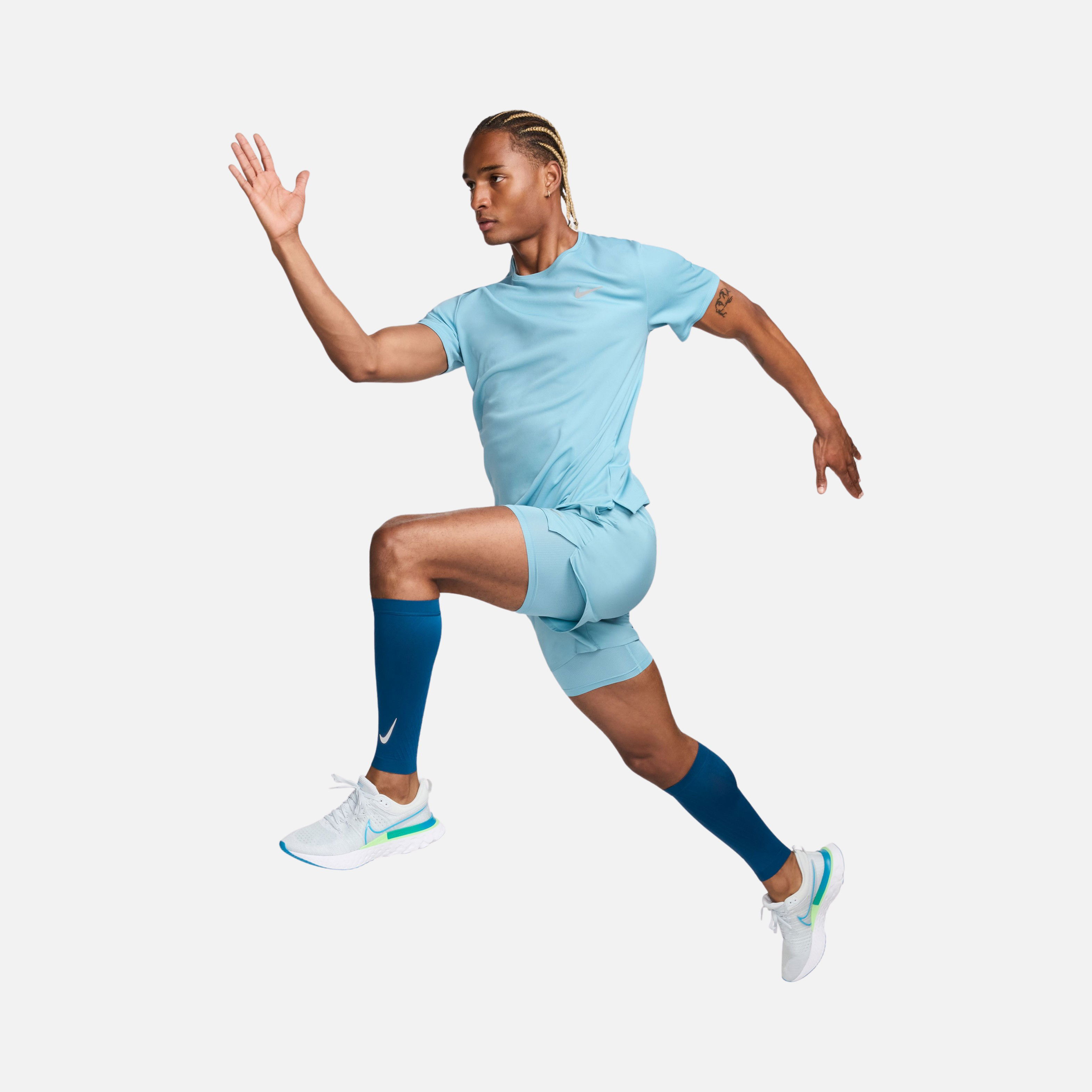 Nike Dri-Fit UV Miler Running Short-Sleeve Erkek Tişört