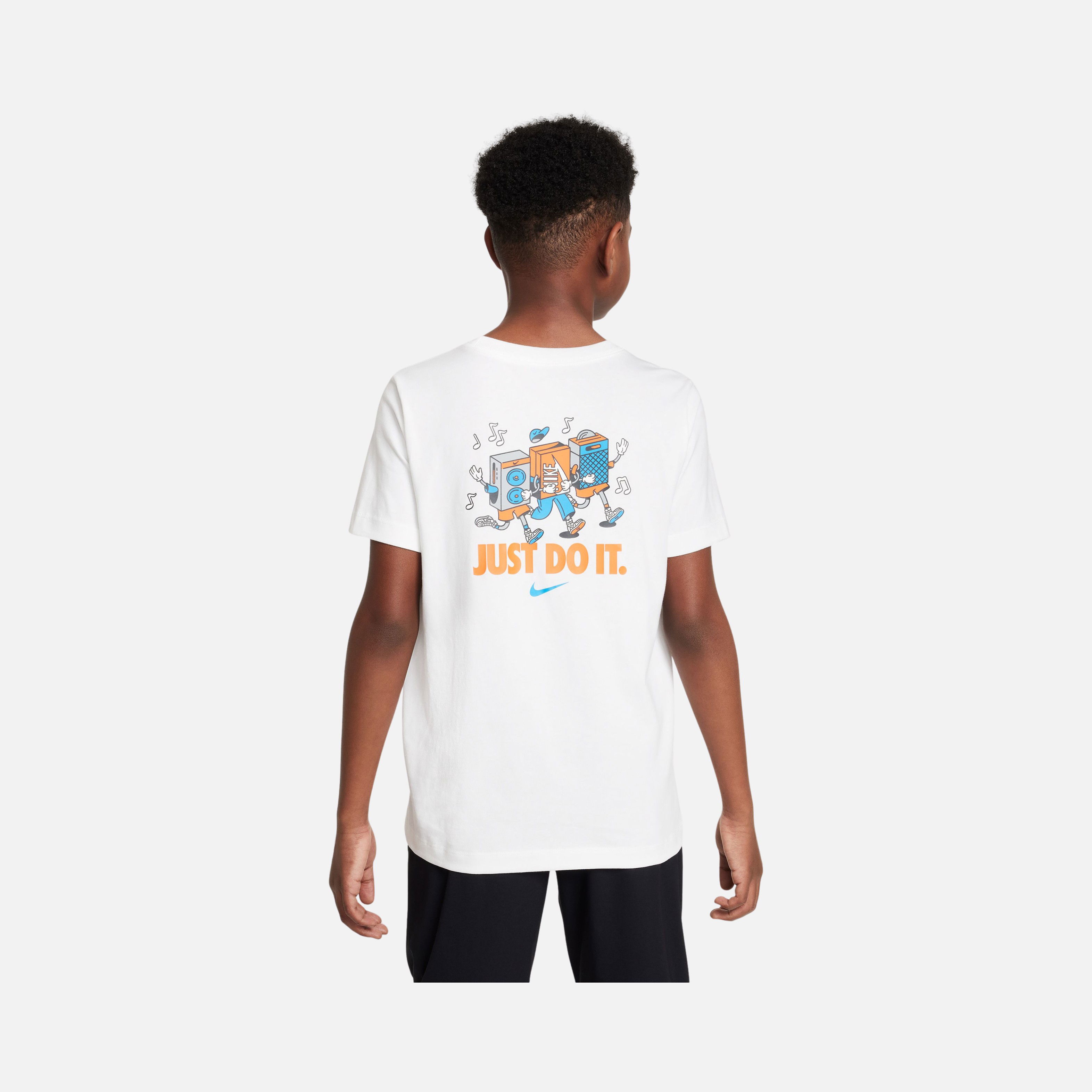 Nike Sportswear Boxy 1 Just Do It Music Graphic Short-Sleeve (Boys') Çocuk Tişört