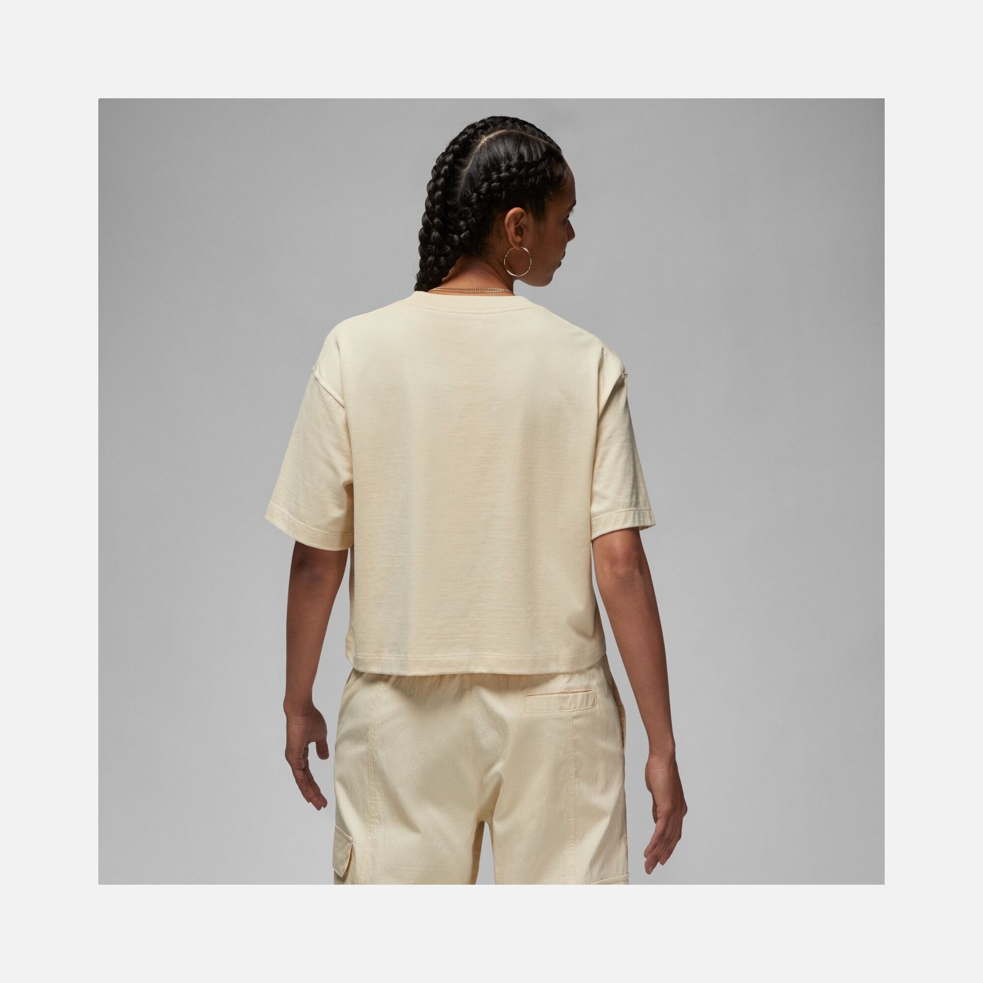 Nike Jordan Essentials Boxy 2 Crop Short-Sleeve Kadın Tişört