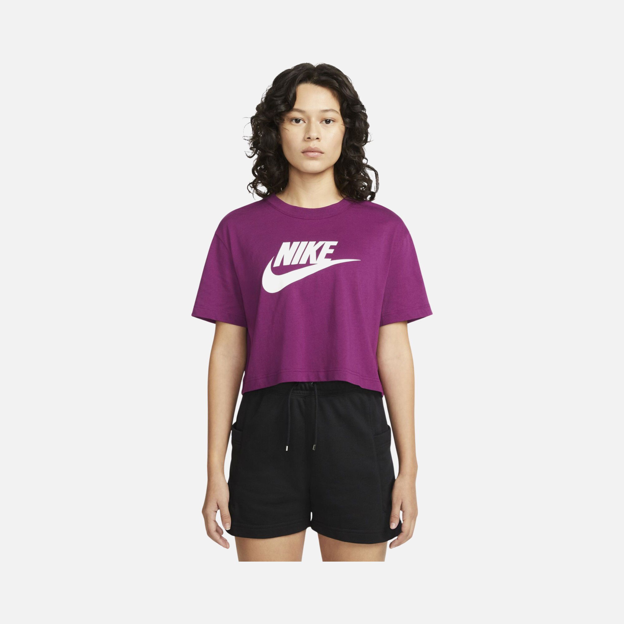 Nike Sportswear Essential Cropped Icon Futura Short-Sleeve Kadın Tişört