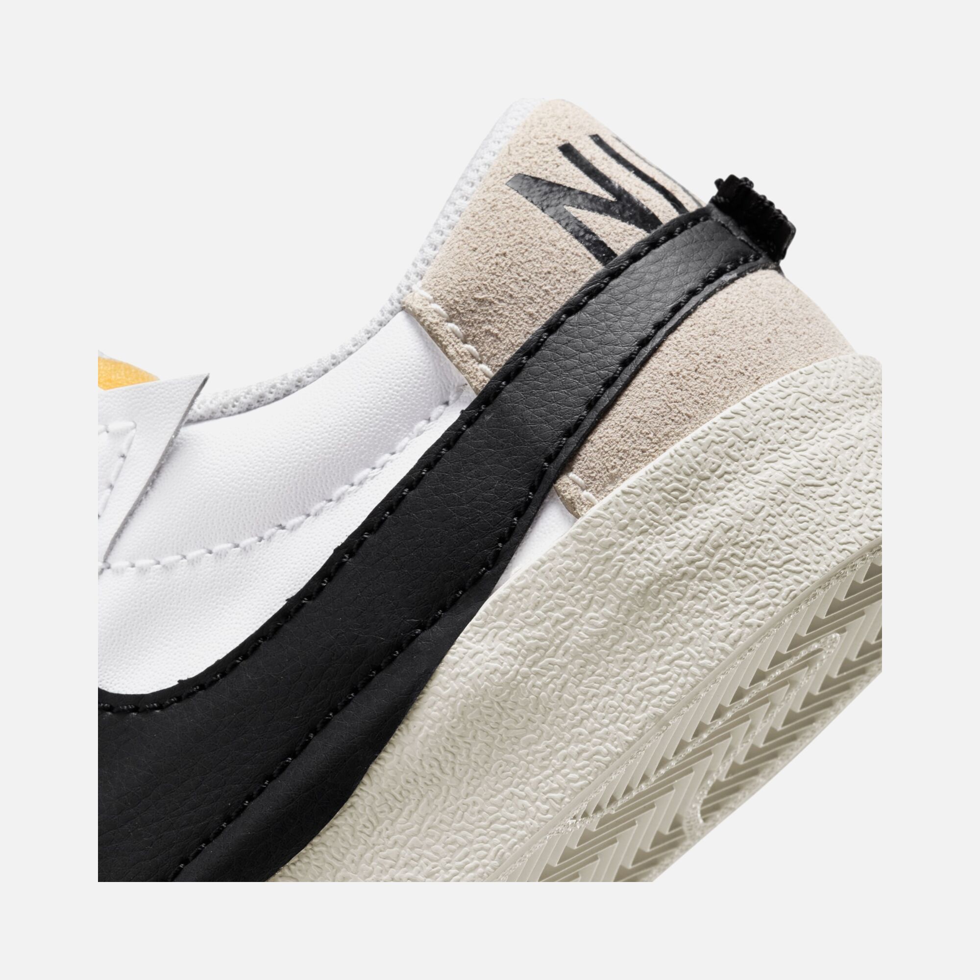 Nike Blazer Low '77 Jumbo Swoosh Kadın Spor Ayakkabı