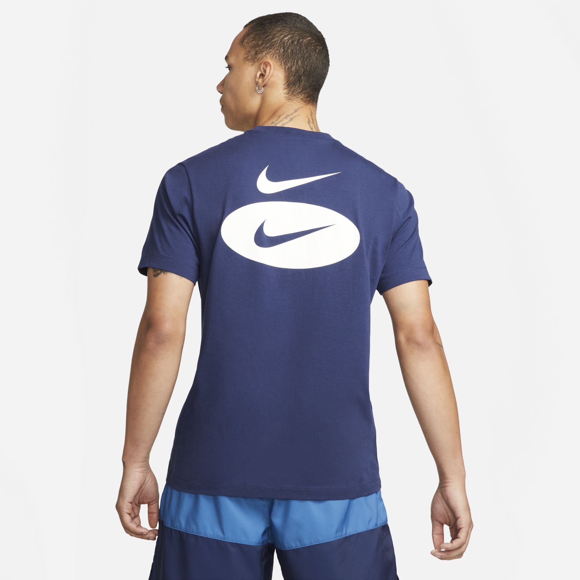 Nike Sportswear Essentials+ Core 4 Short-Sleeve Erkek Tişört