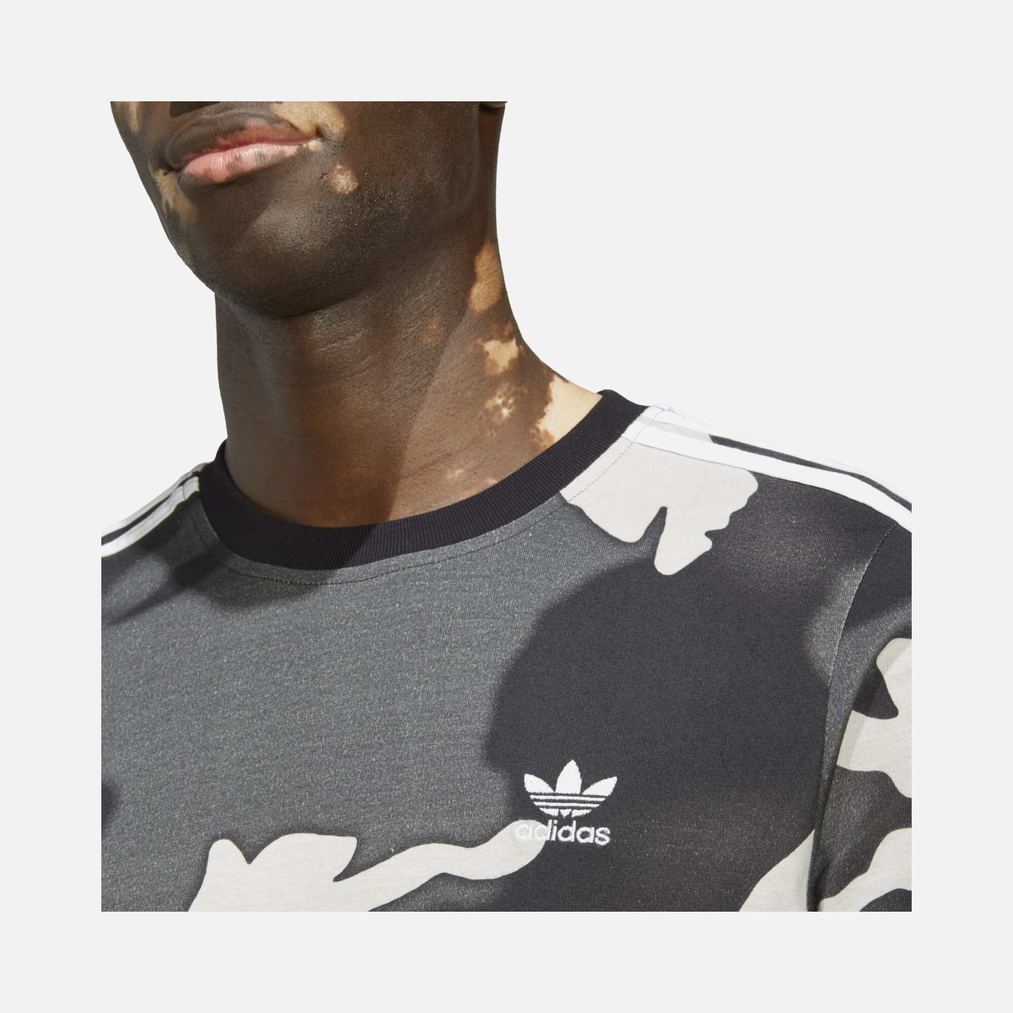 adidas Sportswear Graphics Camouflage Allover Short-Sleeve Erkek Tişört