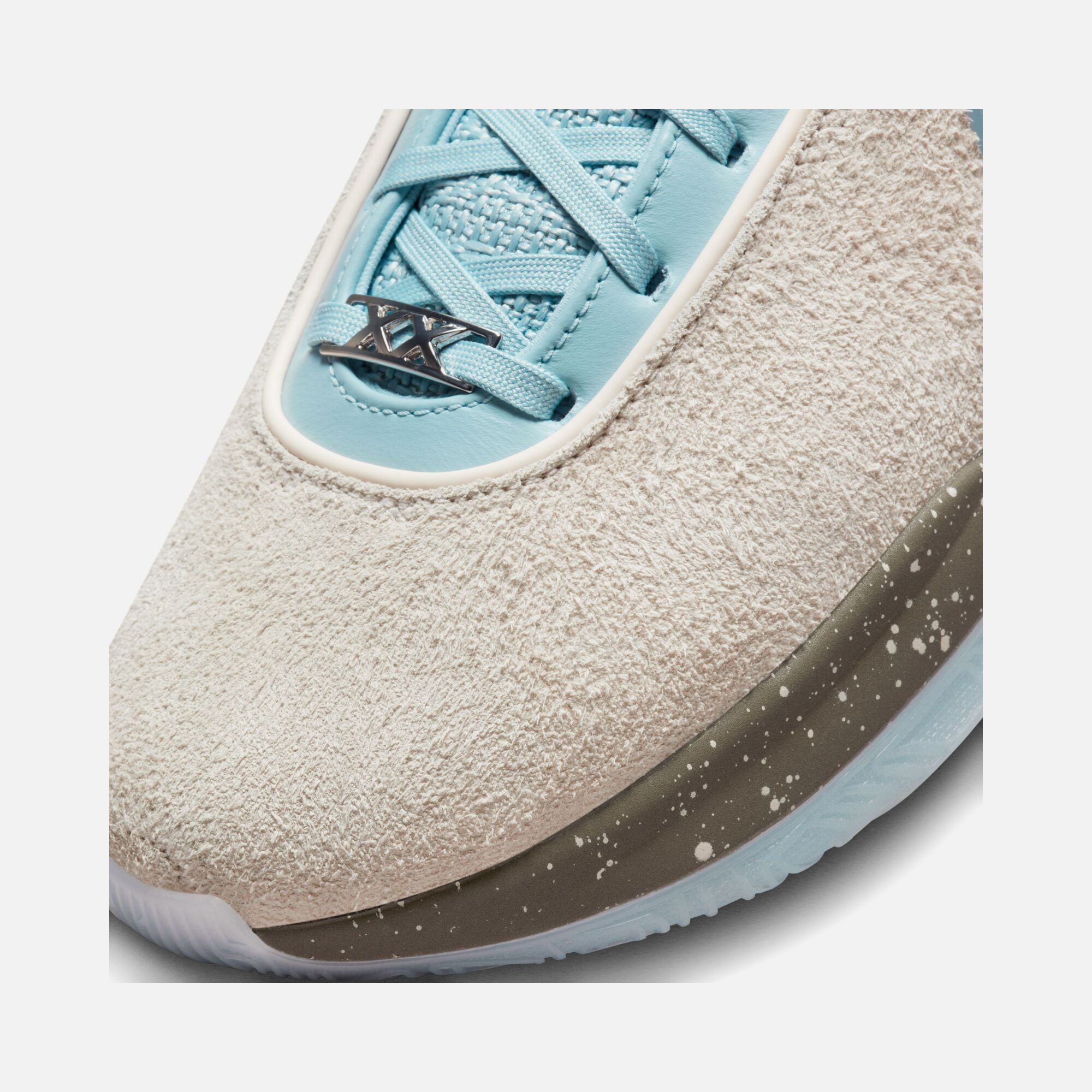 Nike LeBron XX Suede Erkek Basketbol Ayakkabısı