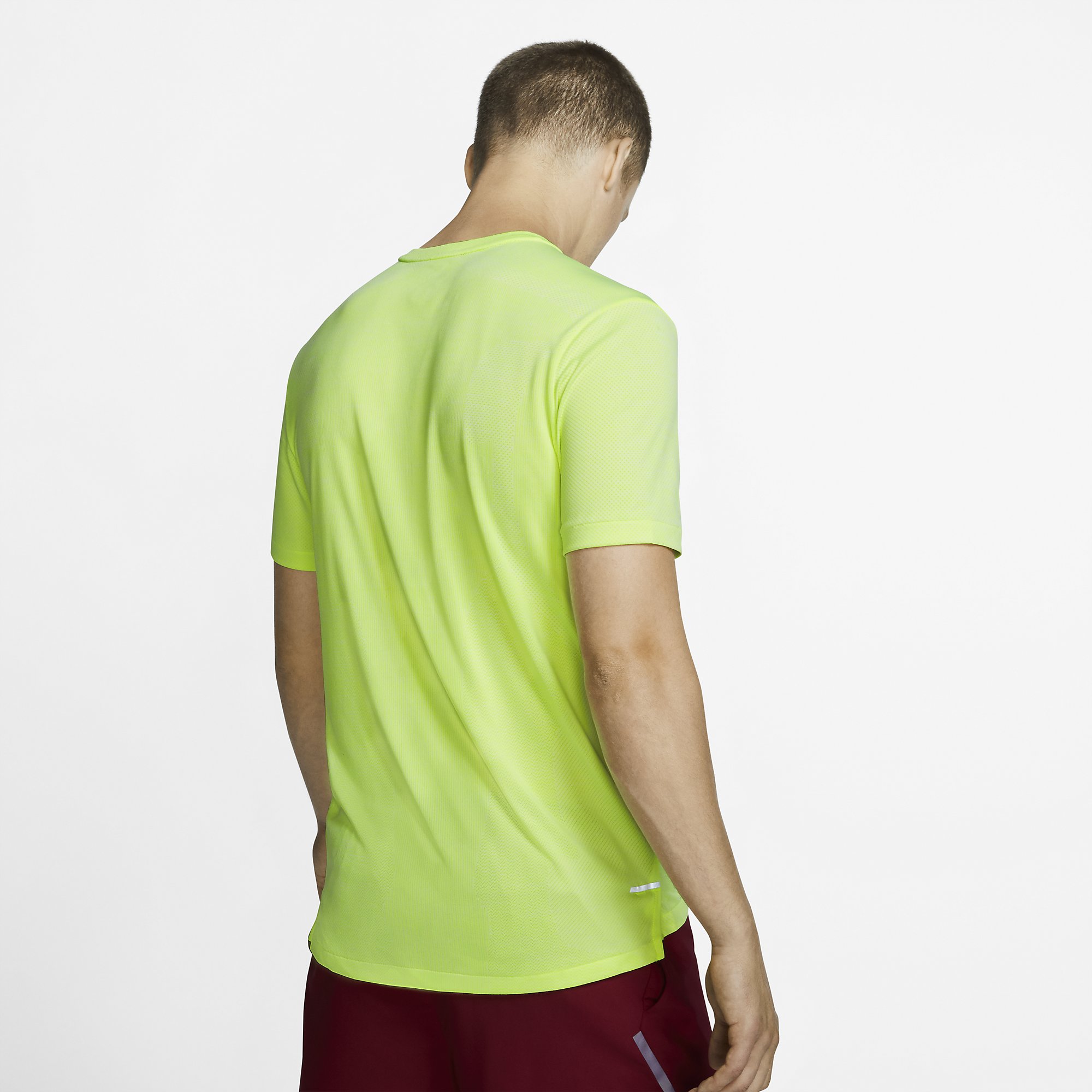 Nike TechKnit Ultra Short-Sleeve Running Top Erkek Tişört