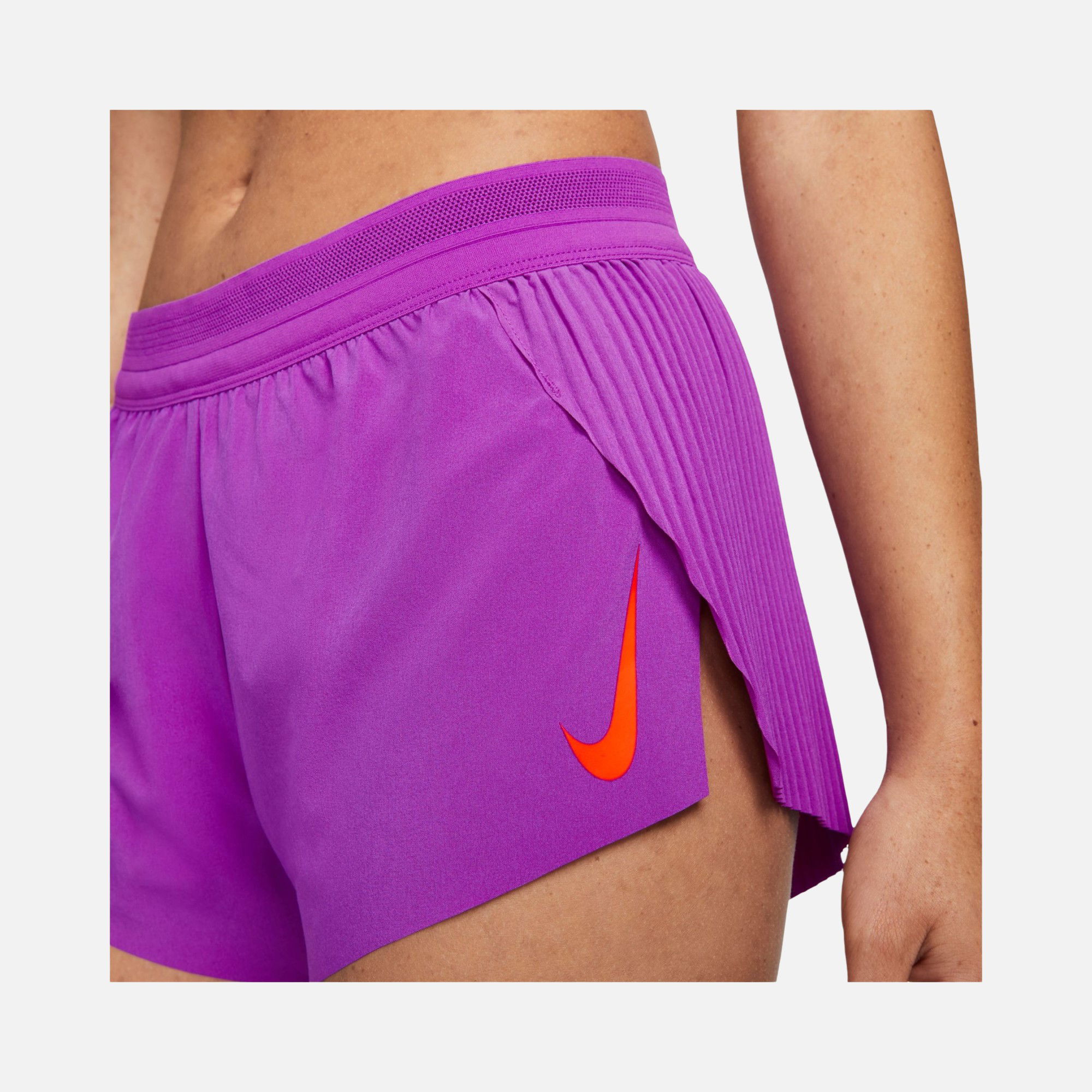 Nike Dri-Fit ADV AeroSwift Running Kadın Şort