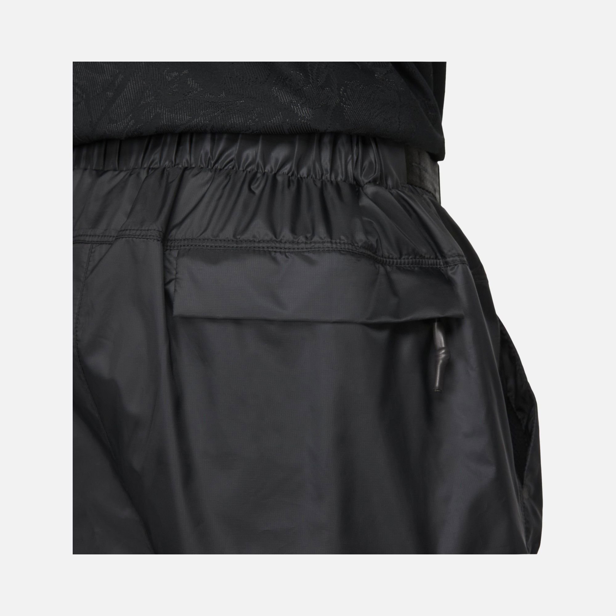 Nike Sportswear Tech Pack Woven Utility Repel Erkek Şort