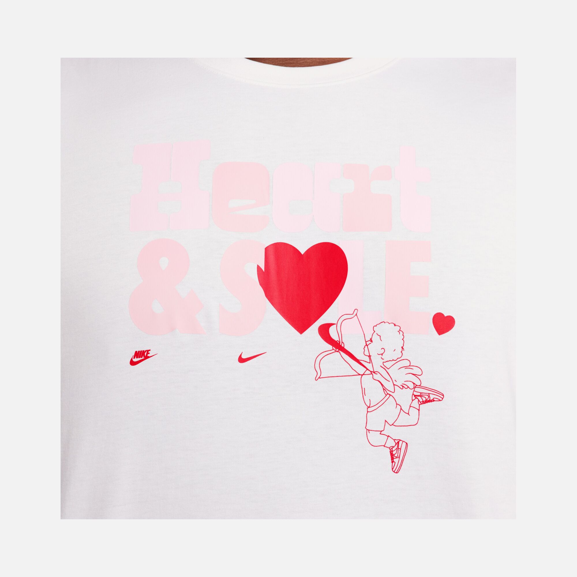 Nike Sportswear Heart And Sole Short-Sleeve Erkek Tişört