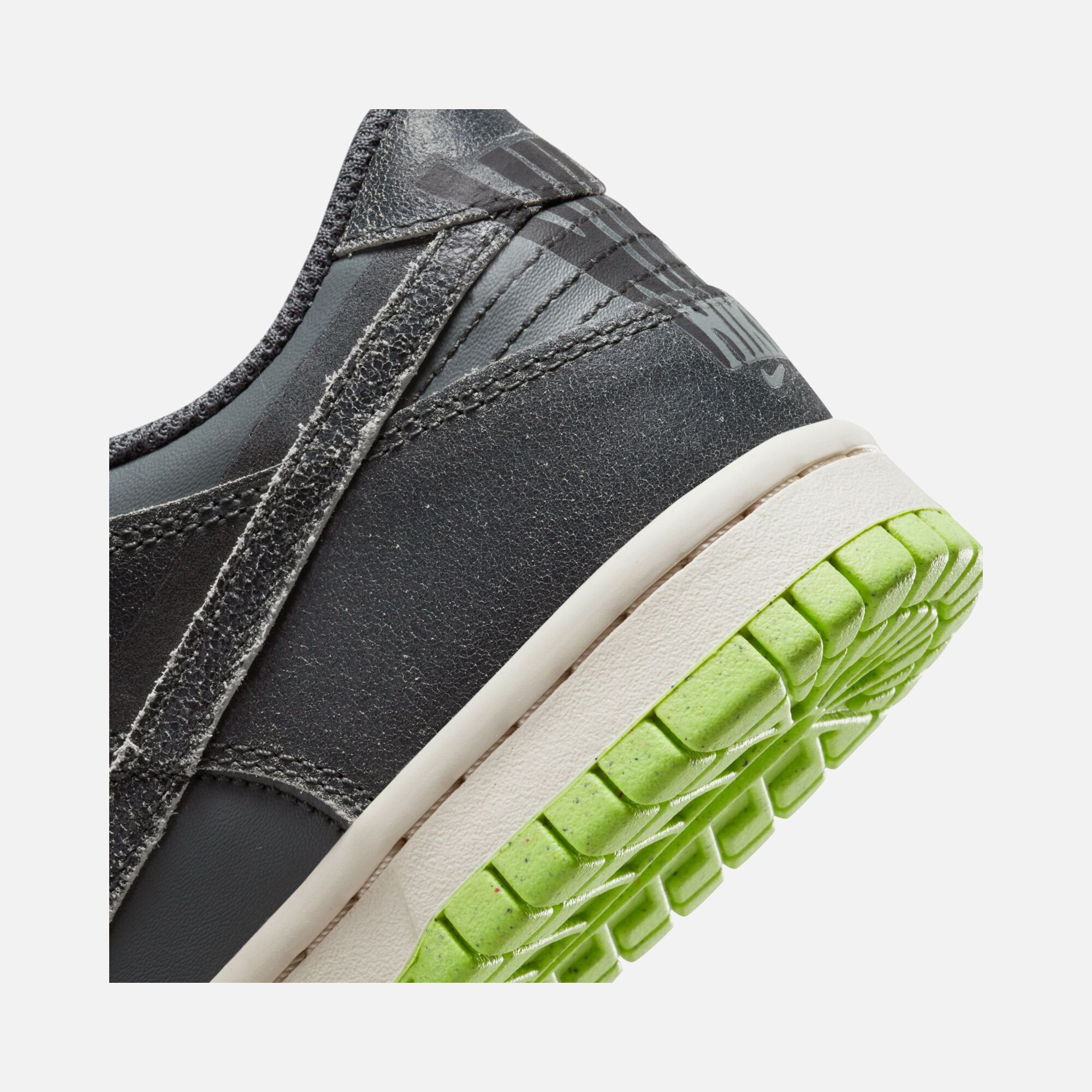 Nike Dunk Low SE FW22 (GS) Spor Ayakkabı