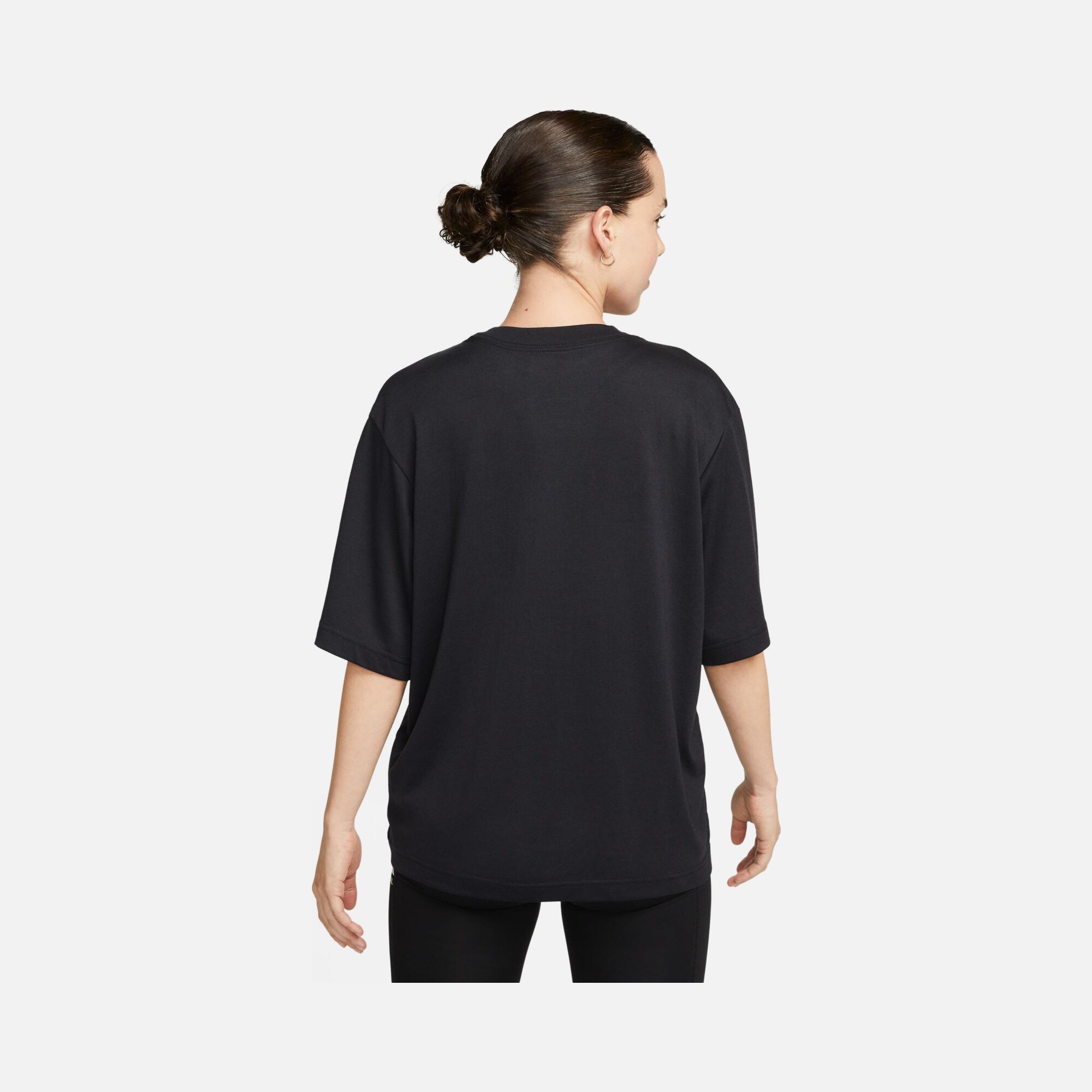 Nike Dri-Fit Trail Short-Sleeve Kadın Tişört