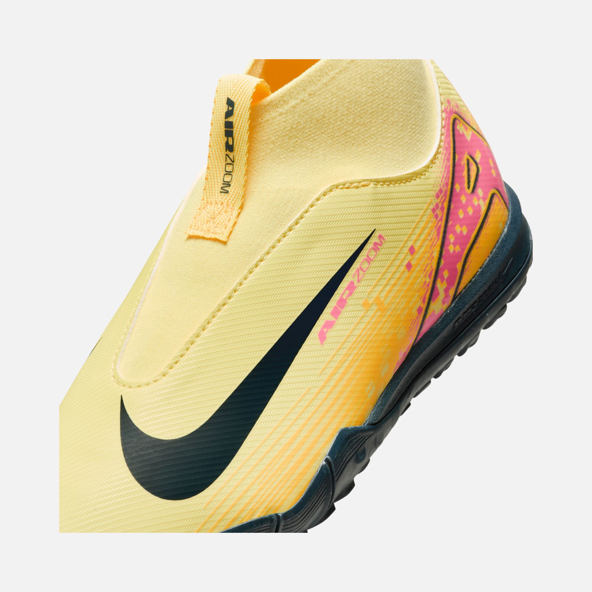 Nike Jr. Mercurial Superfly 10 Academy "Kylian Mbappé" TF Turf High-Top Çocuk Halı Saha Ayakkabı