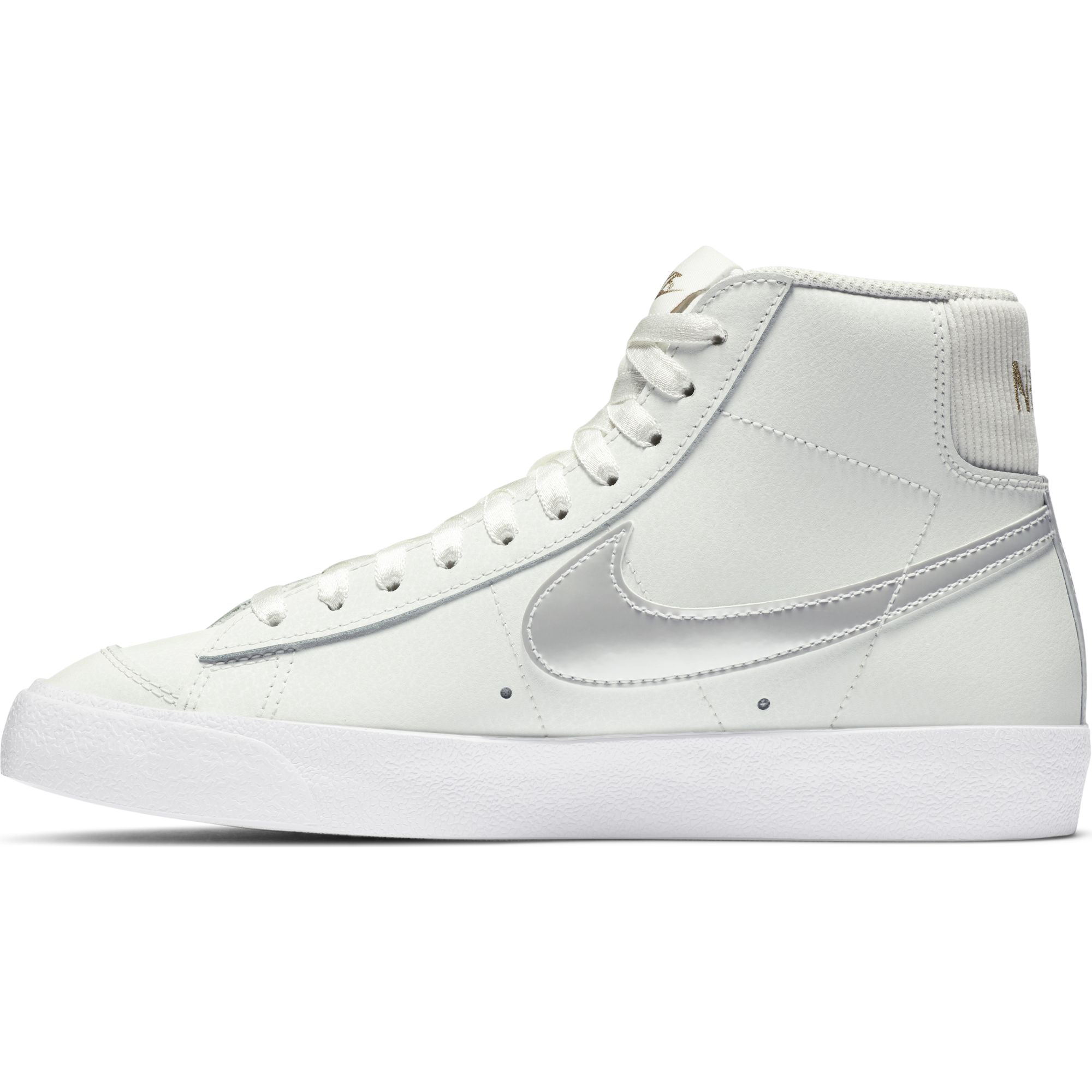 Nike Blazer Mid '77 Kadın Spor Ayakkabı