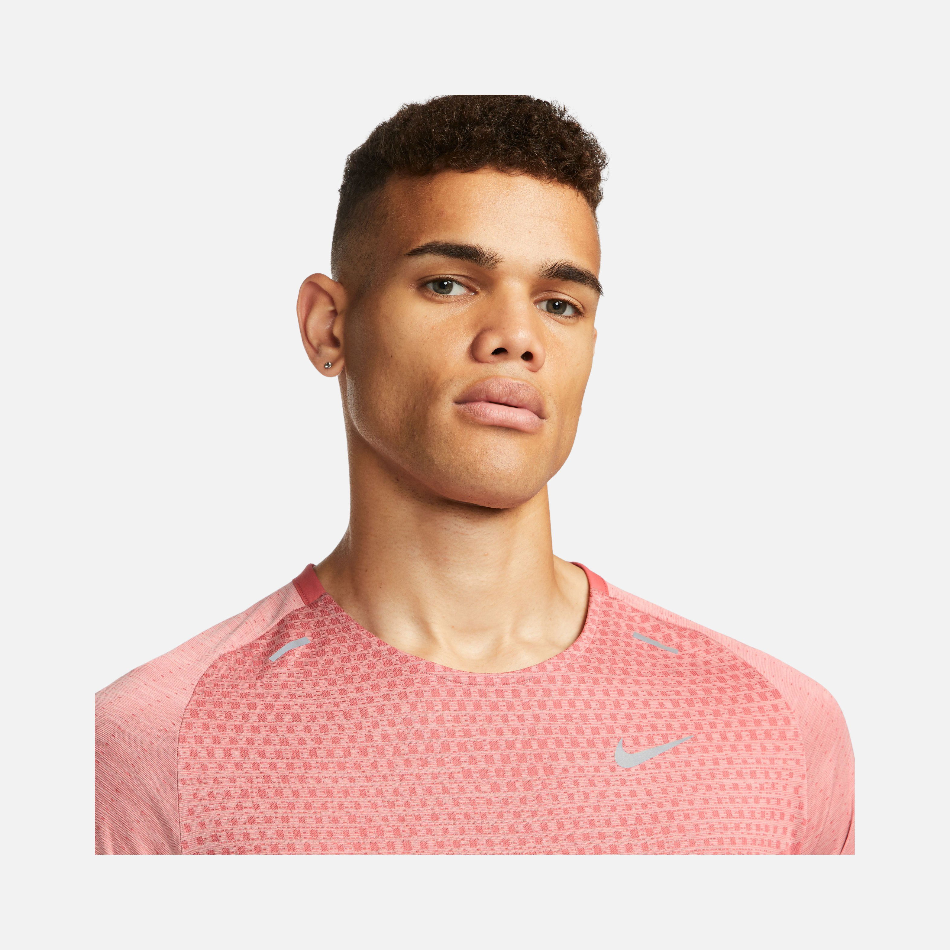 Nike Dri-Fit ADV TechKnit Ultra Running Short-Sleeve Erkek Tişört