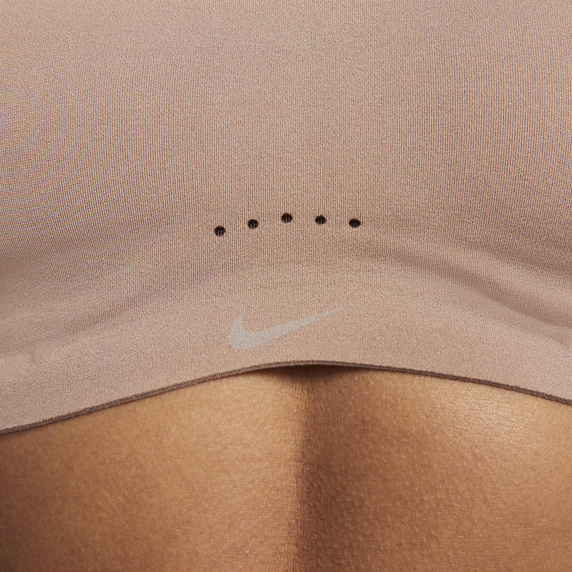 Nike Alate Coverage Light-Support Padded Training Kadın Bra