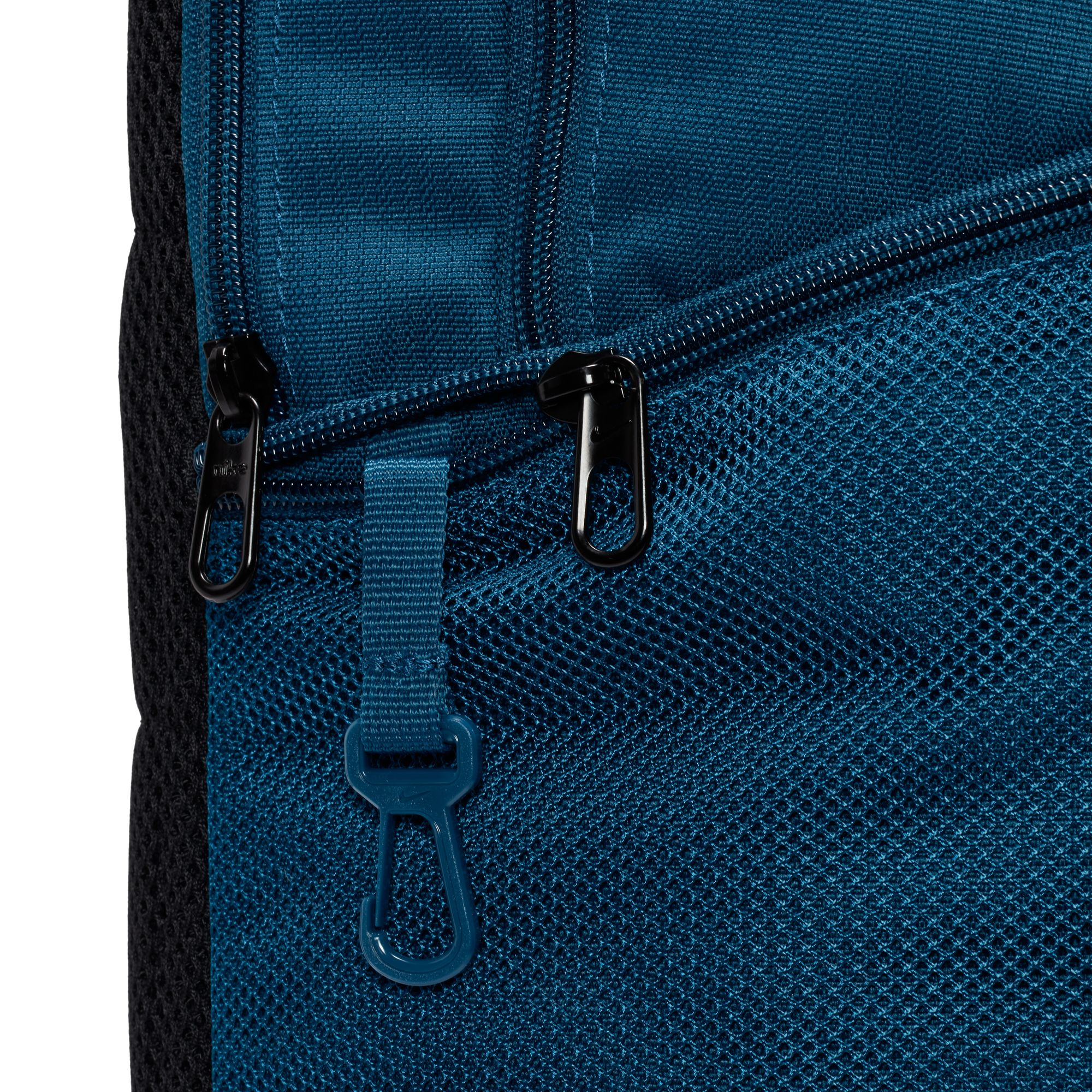 Nike Brasilia 9.5 Training (Medium 24 L) Erkek Sırt Çantası