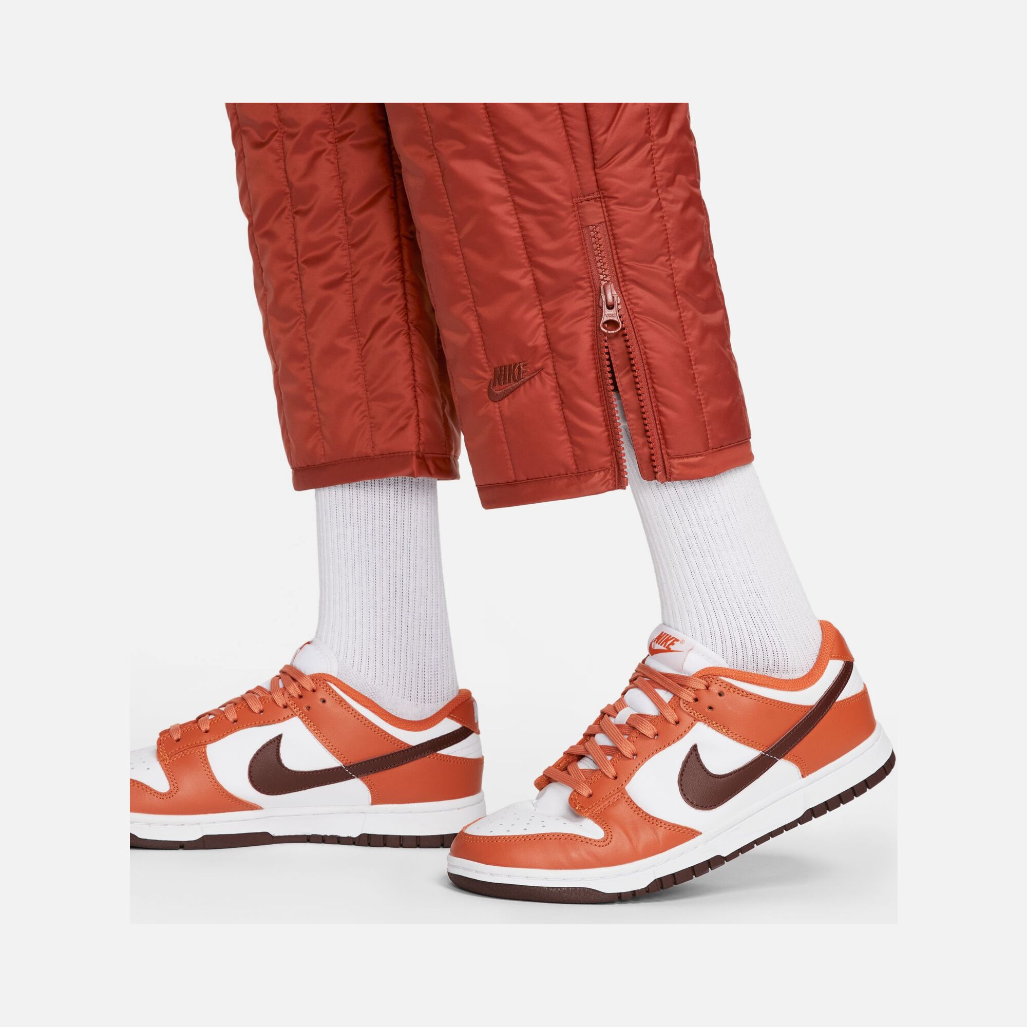 Nike Sportswear Therma-Fit Tech Pack Quilted High-Rise Kadın Eşofman Altı