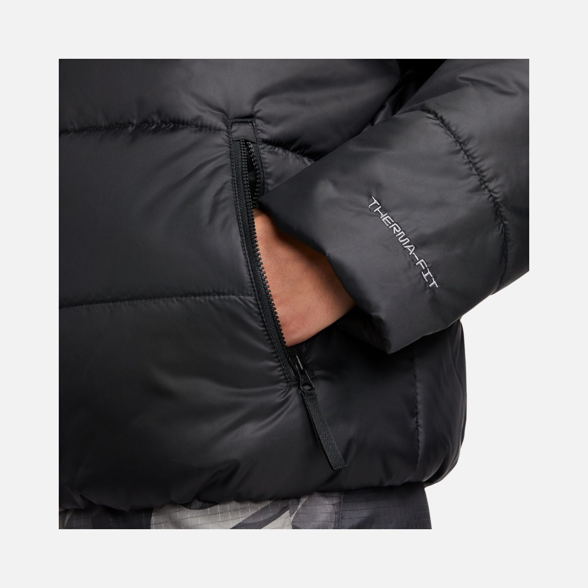 Nike Sportswear Therma-Fit Repel Synthetic-Fill Full-Zip Hoodie Kadın Mont