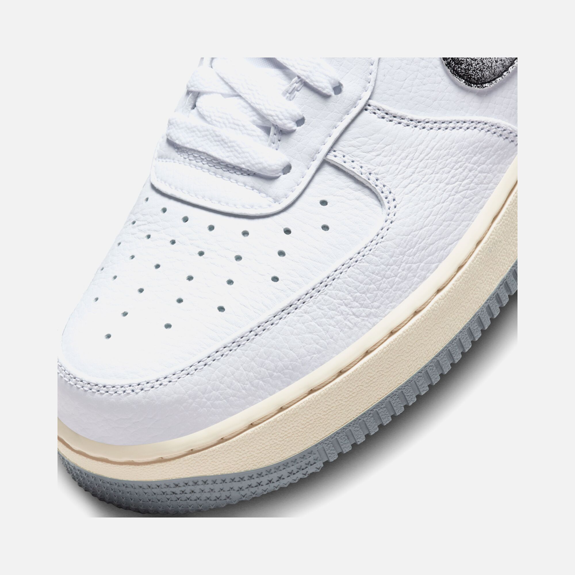 Nike Air Force 1 '07 LX ''Shine Swoosh'' Erkek Spor Ayakkabı