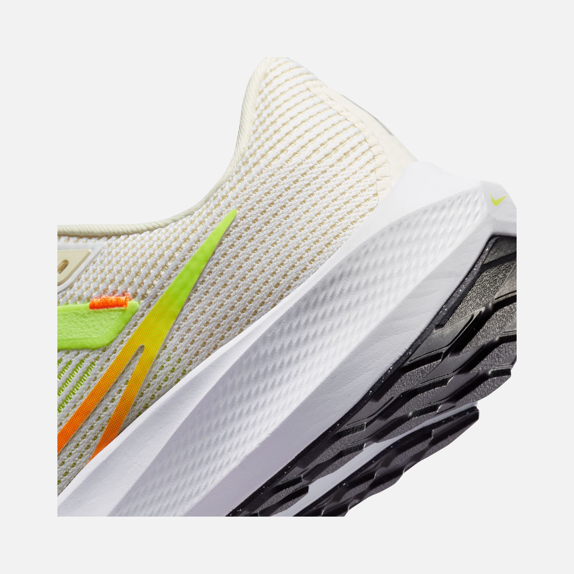 Nike Air Zoom Pegasus 40 Road Running Erkek Spor Ayakkabı