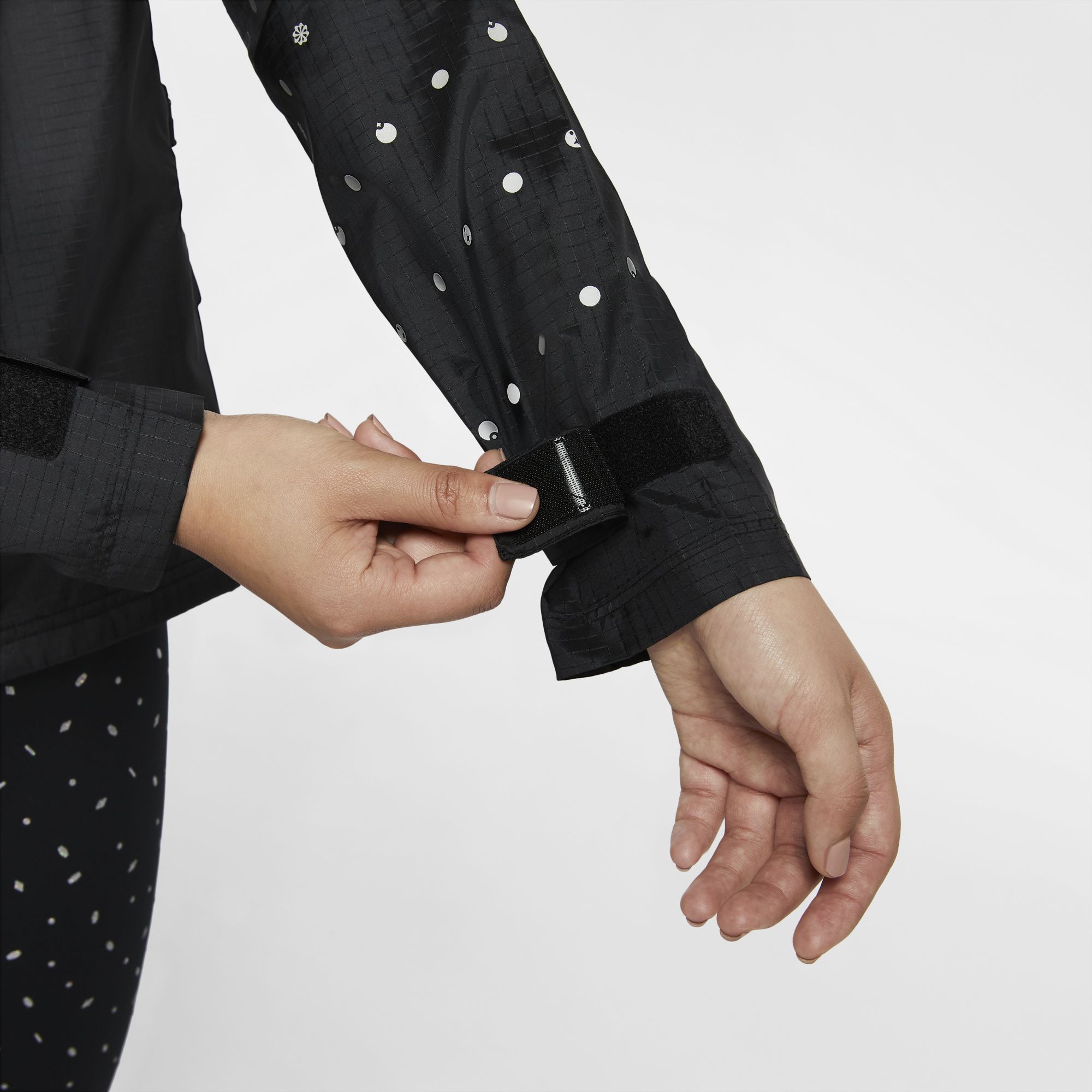 Nike Essential Flash Full-Zip Hoodie Kadın Ceket