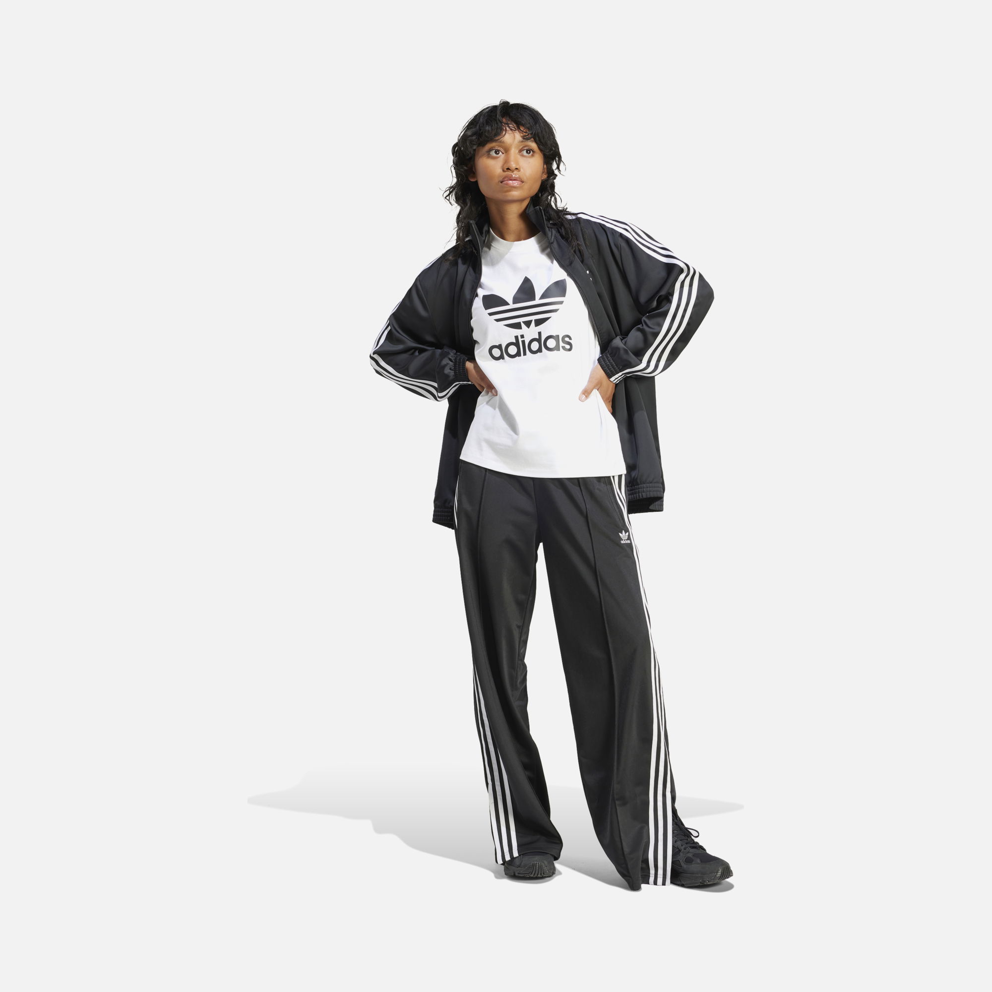 adidas Sportswear Trefoil Logo Short-Sleeve Kadın Tişört