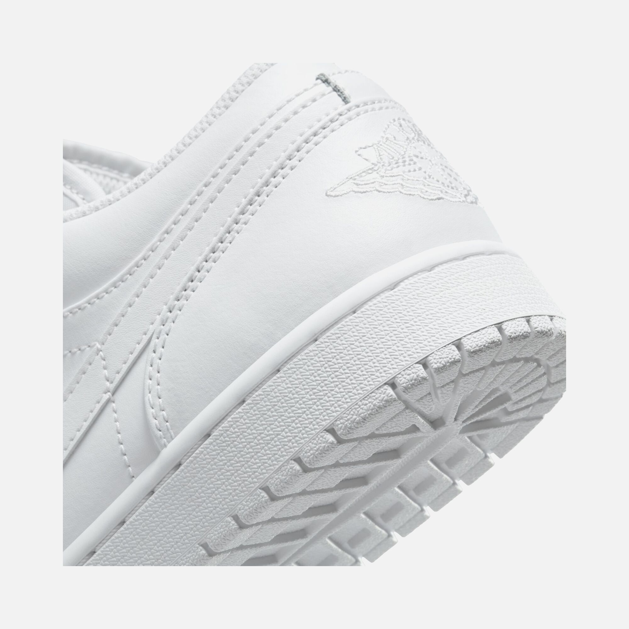 Nike Air Jordan 1 Low CO Erkek Spor Ayakkabı