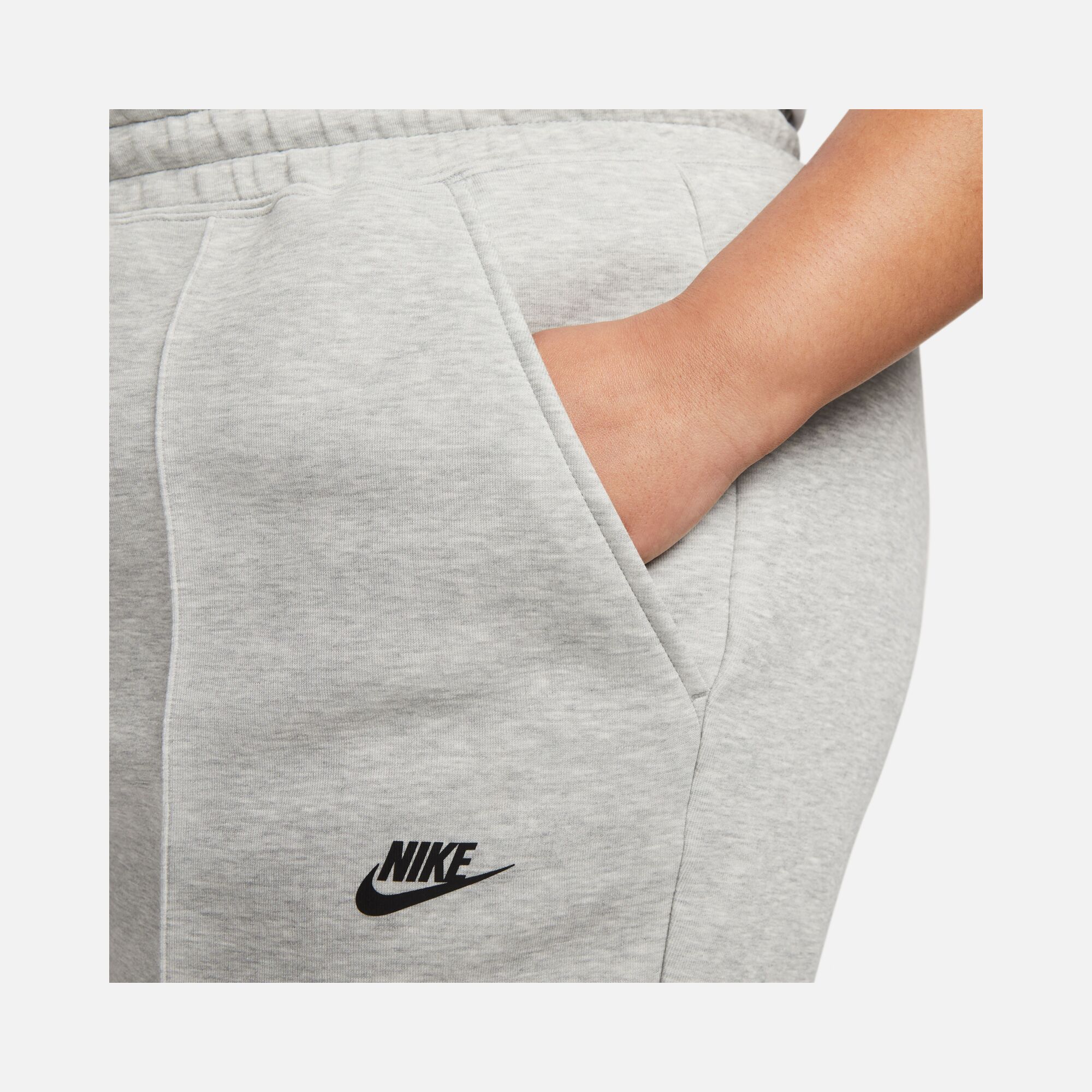 Nike Sportswear Tech Fleece Mid-Rise (Plus Size) Kadın Eşofman Altı