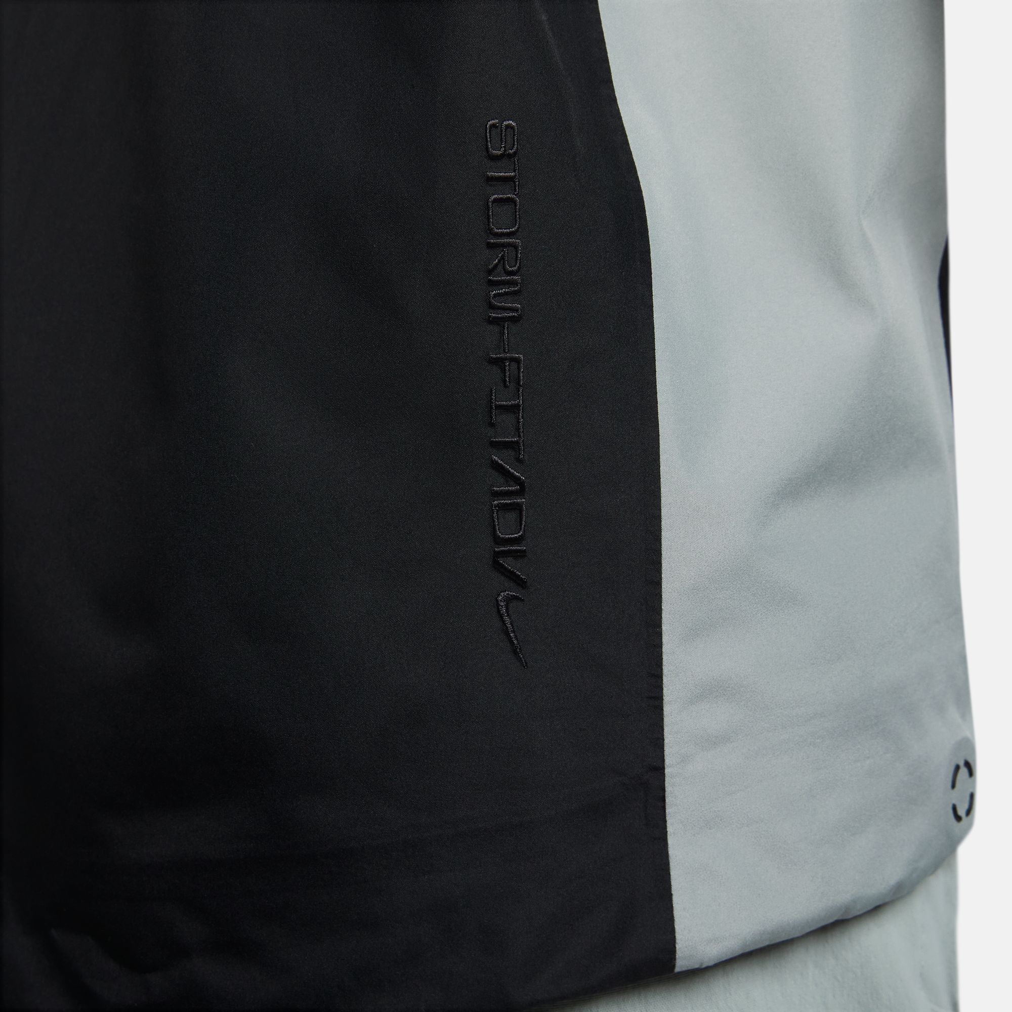 Nike Sportswear ACG Storm-Fit ADV Gore-Tex Full-Zip Hoodie Kadın Ceket