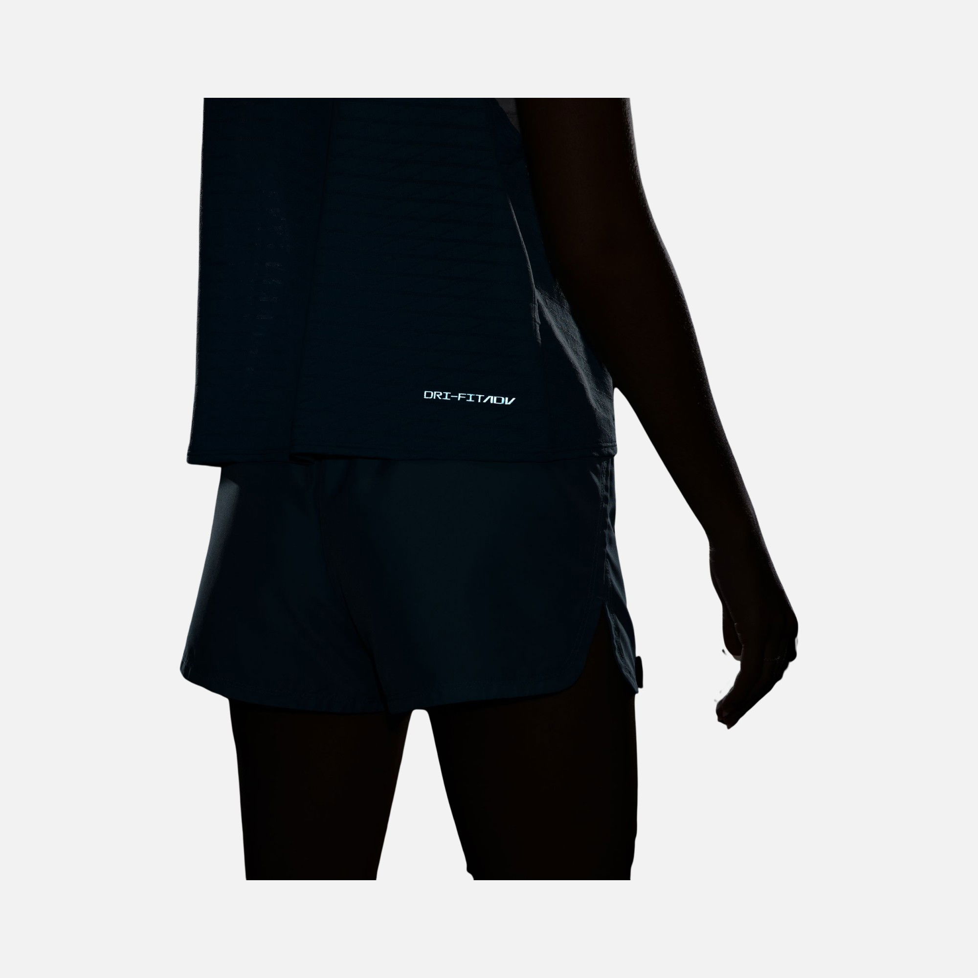 Nike Dri-Fit ADV Run Division Engineered Running Kadın Atlet