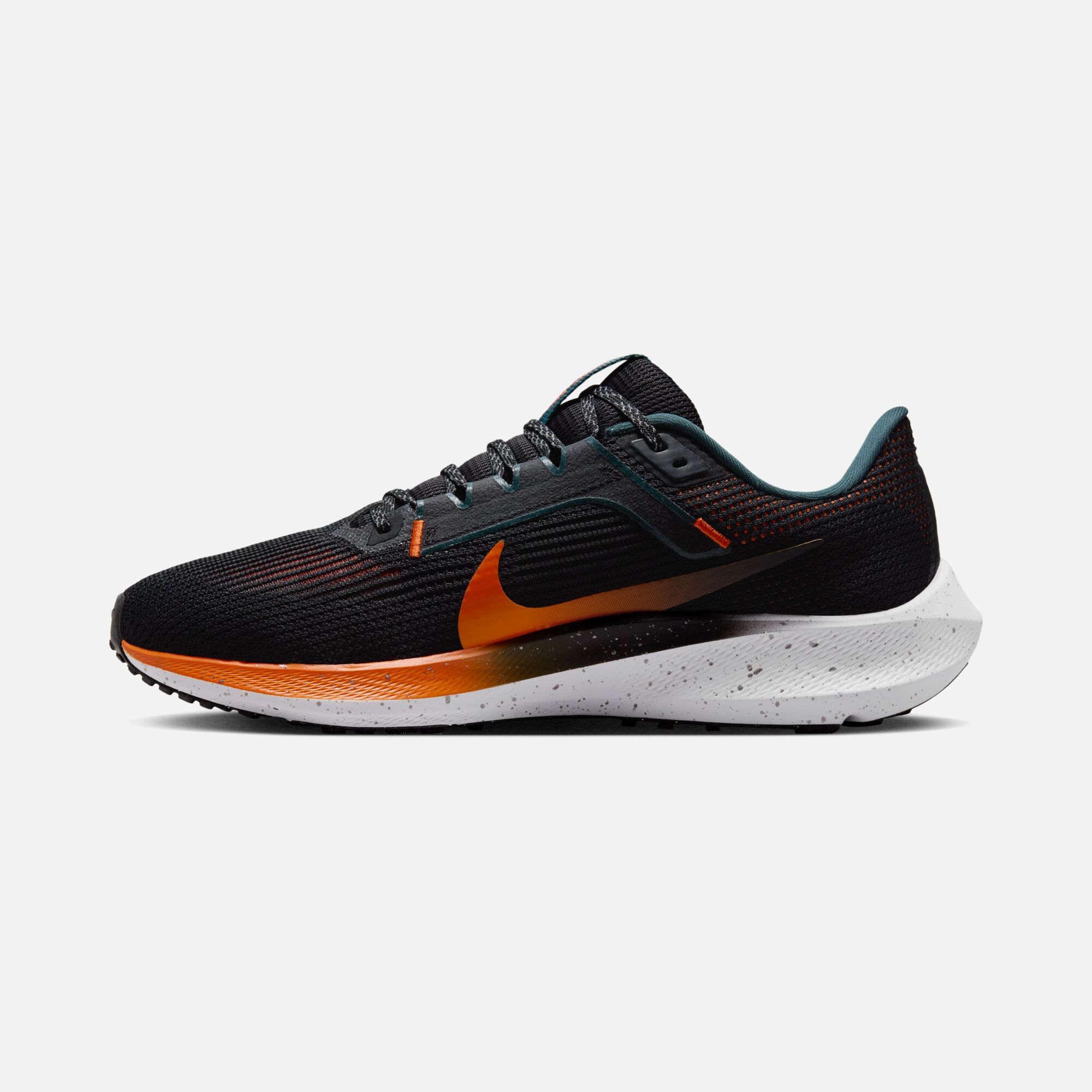 Nike Air Zoom Pegasus 40 Running Erkek Spor Ayakkabı