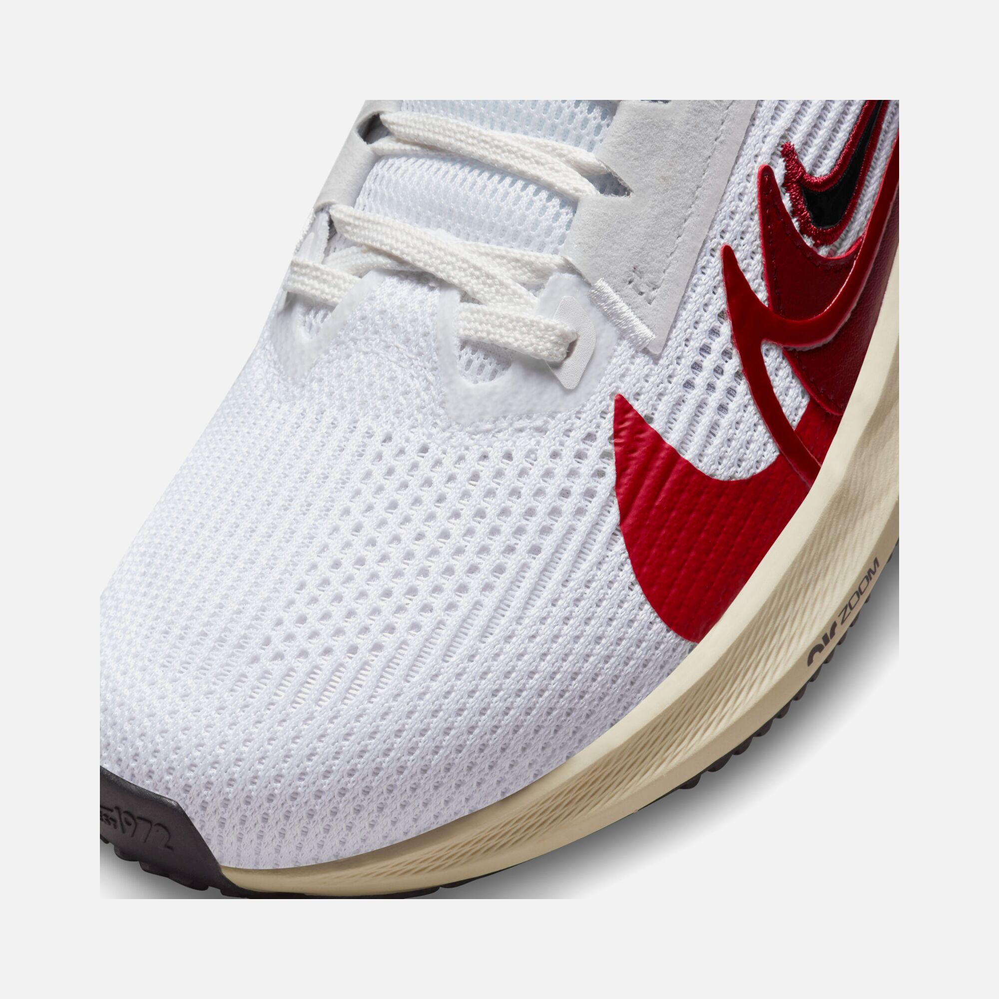 Nike Air Zoom Pegasus 40 Premium Any Road Running Kadın Spor Ayakkabı