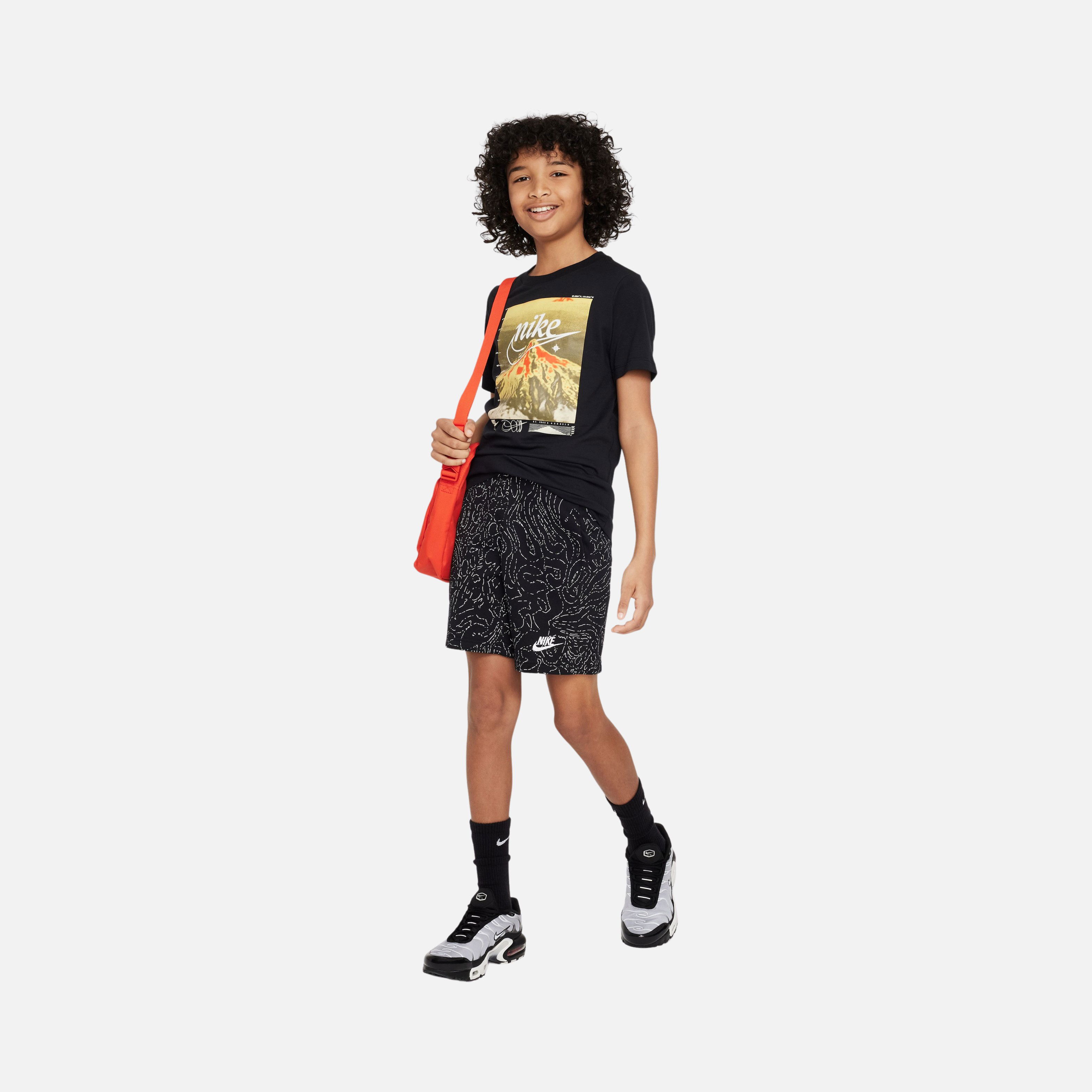 Nike Sportswear Photo 2 Graphic Short-Sleeve Çocuk Tişört