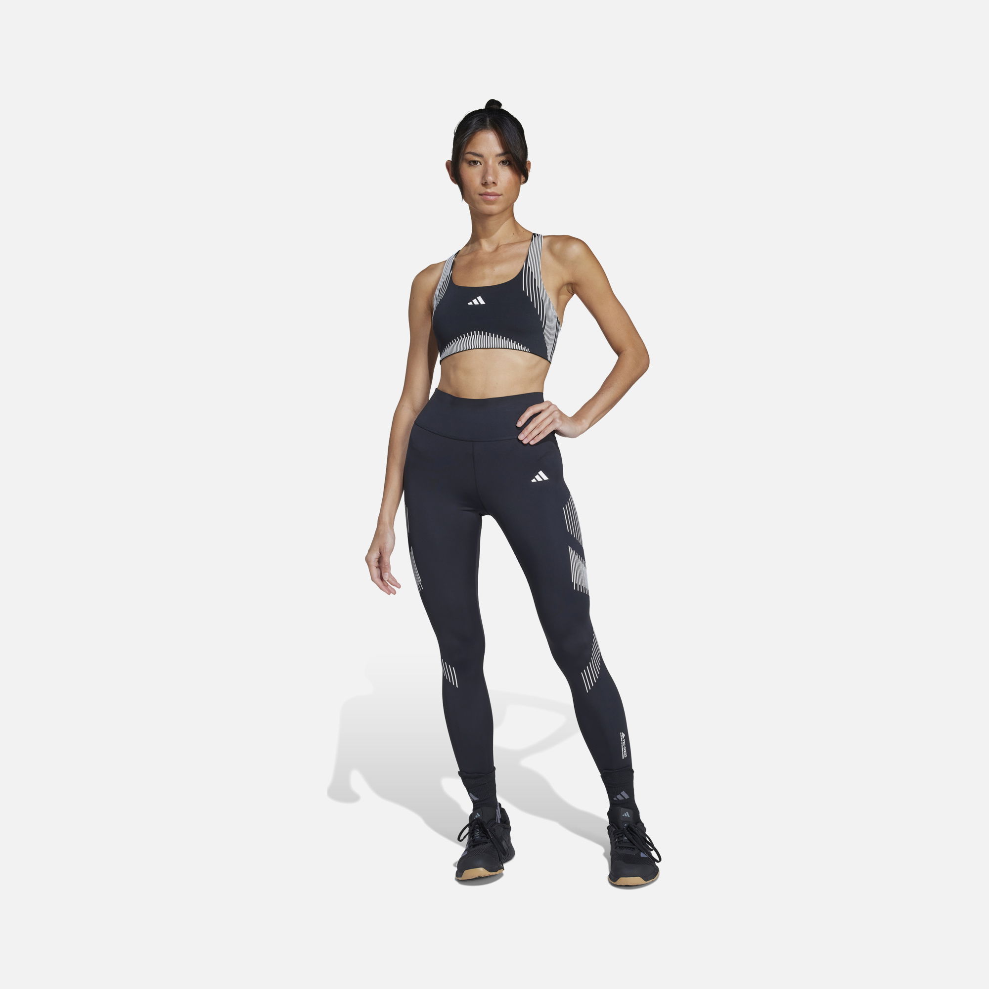 adidas Climacool Powerimpact Luxe LYCRA® & Adimove Fabric Medium-Support Pro Series Gym & Training Kadın Bra