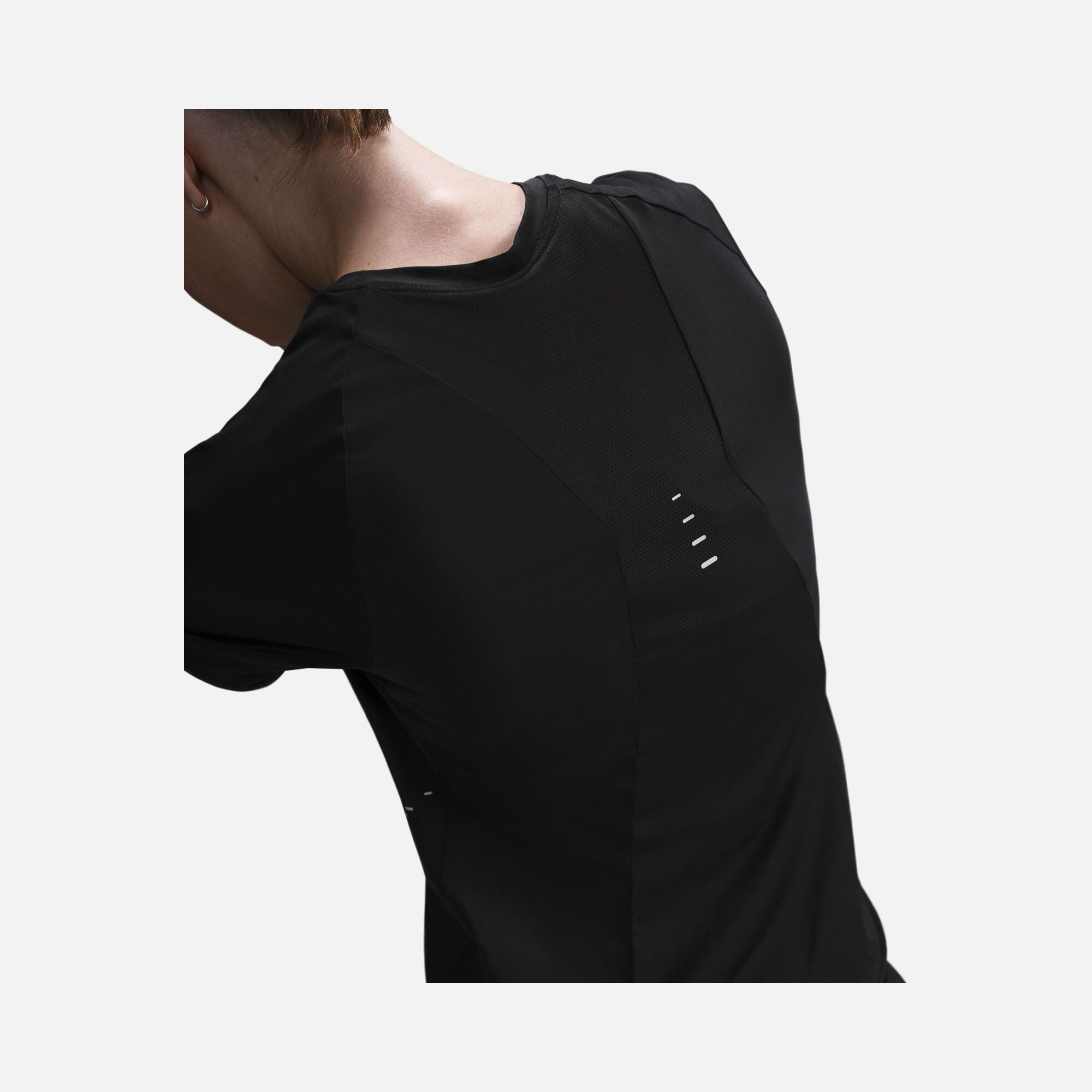 Nike Swift Dri-Fit Running Short-Sleeve Kadın Tişört