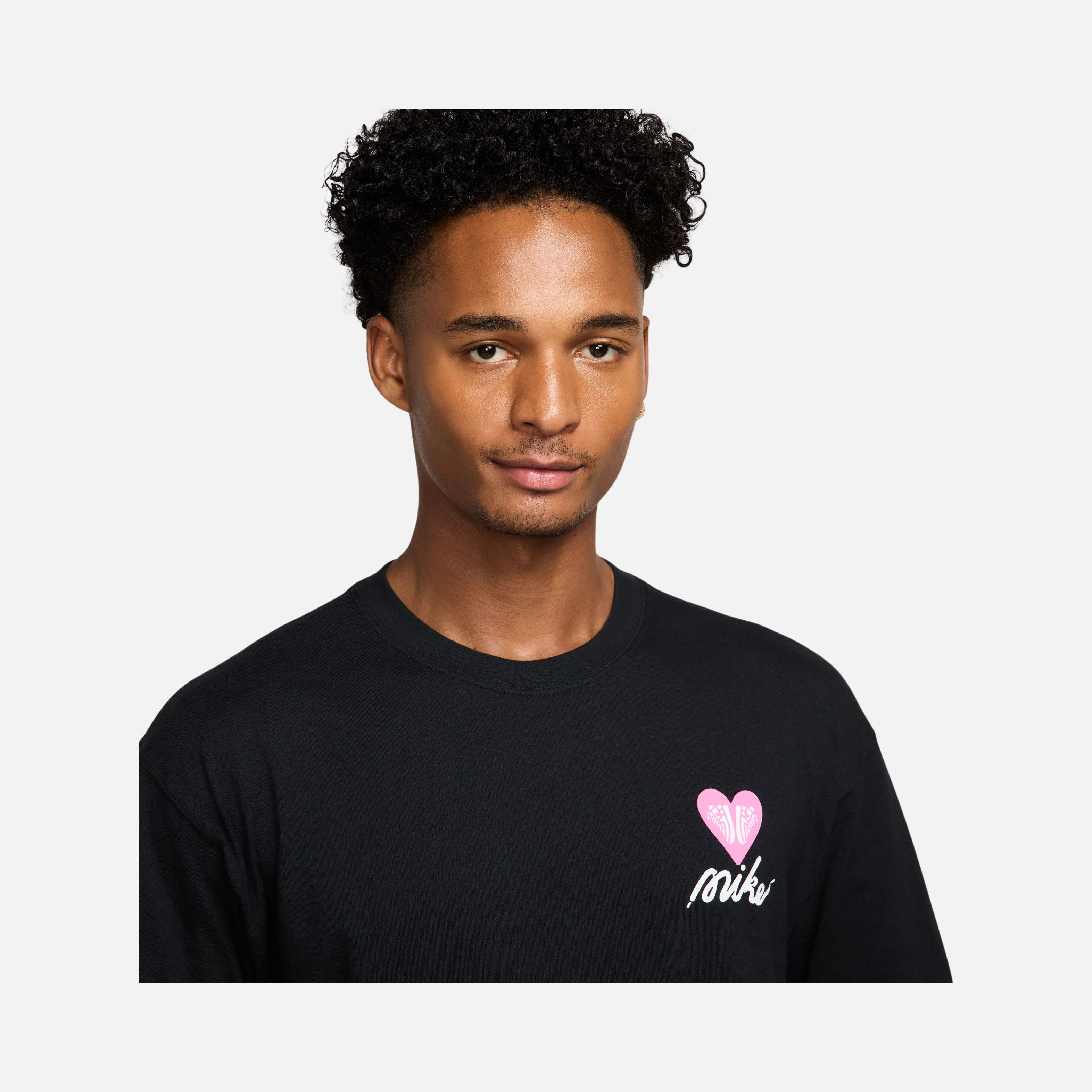 Nike Sportswear M90 Oc V Day ''The Shoe Loves Me / Doesn't'' Graphics Short-Sleeve Erkek Tişört